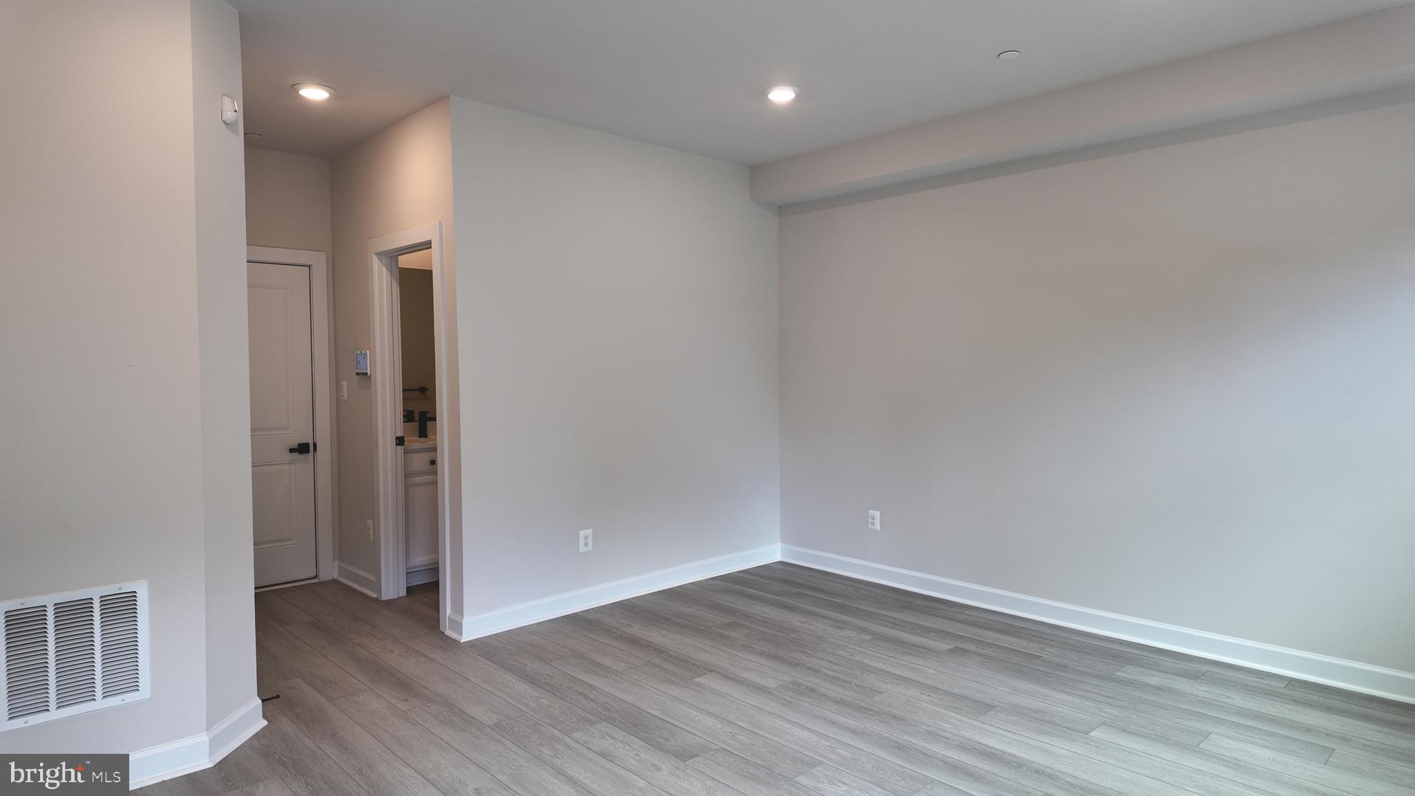 WOODLAND PARK - Residential Lease