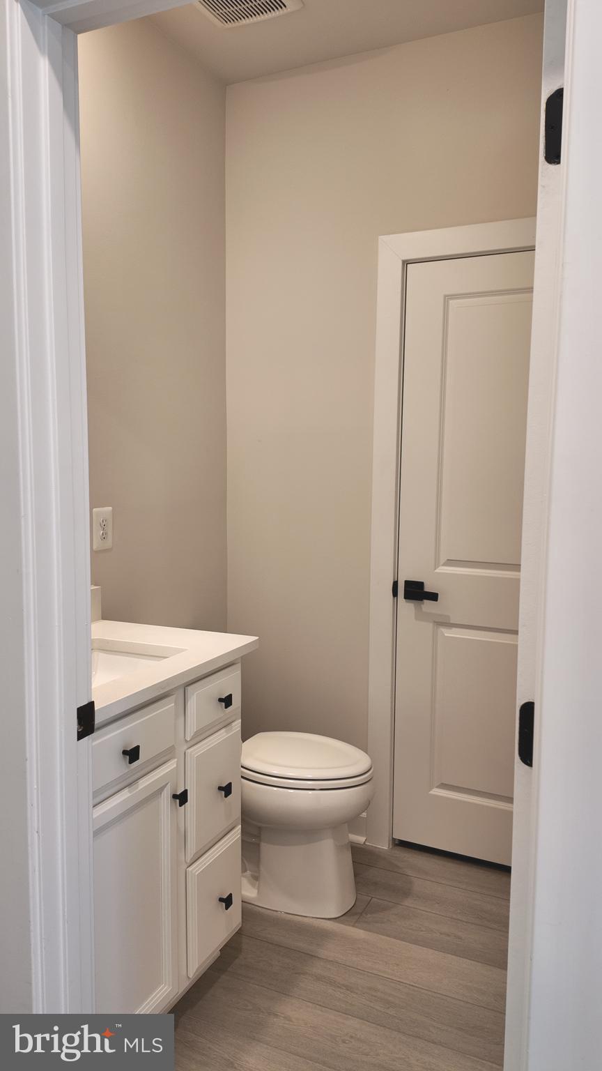 WOODLAND PARK - Residential Lease