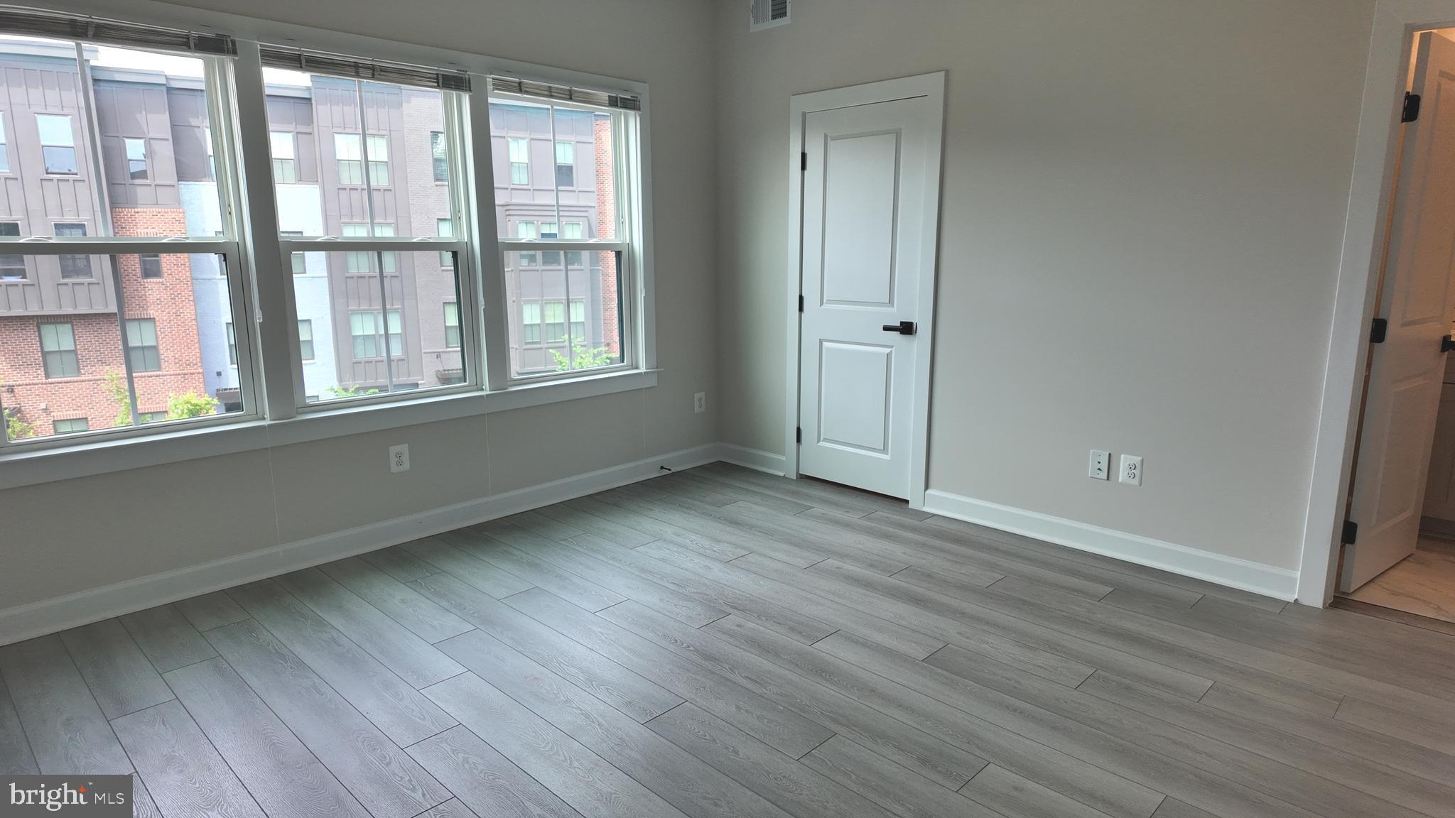 WOODLAND PARK - Residential Lease