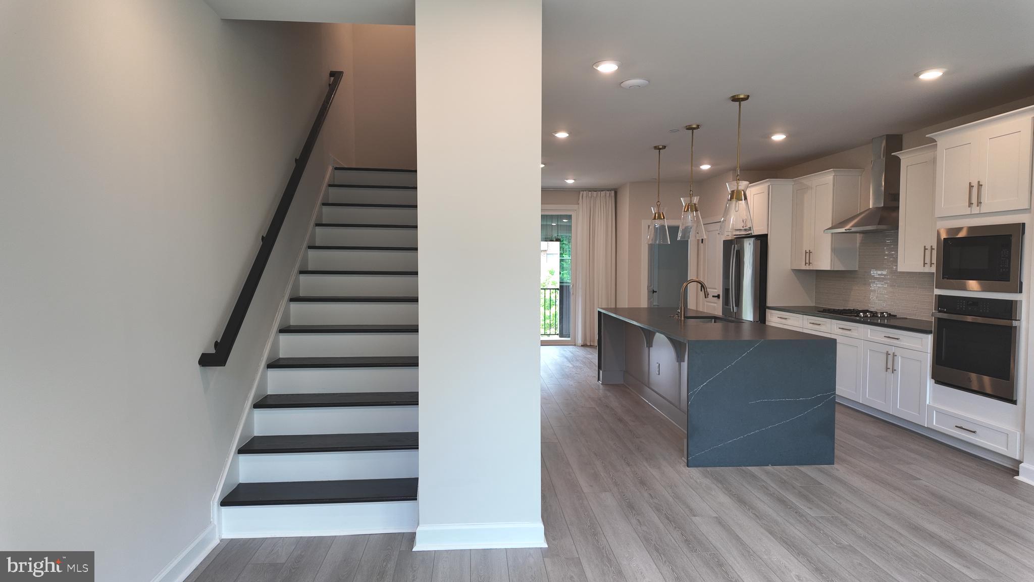 WOODLAND PARK - Residential Lease