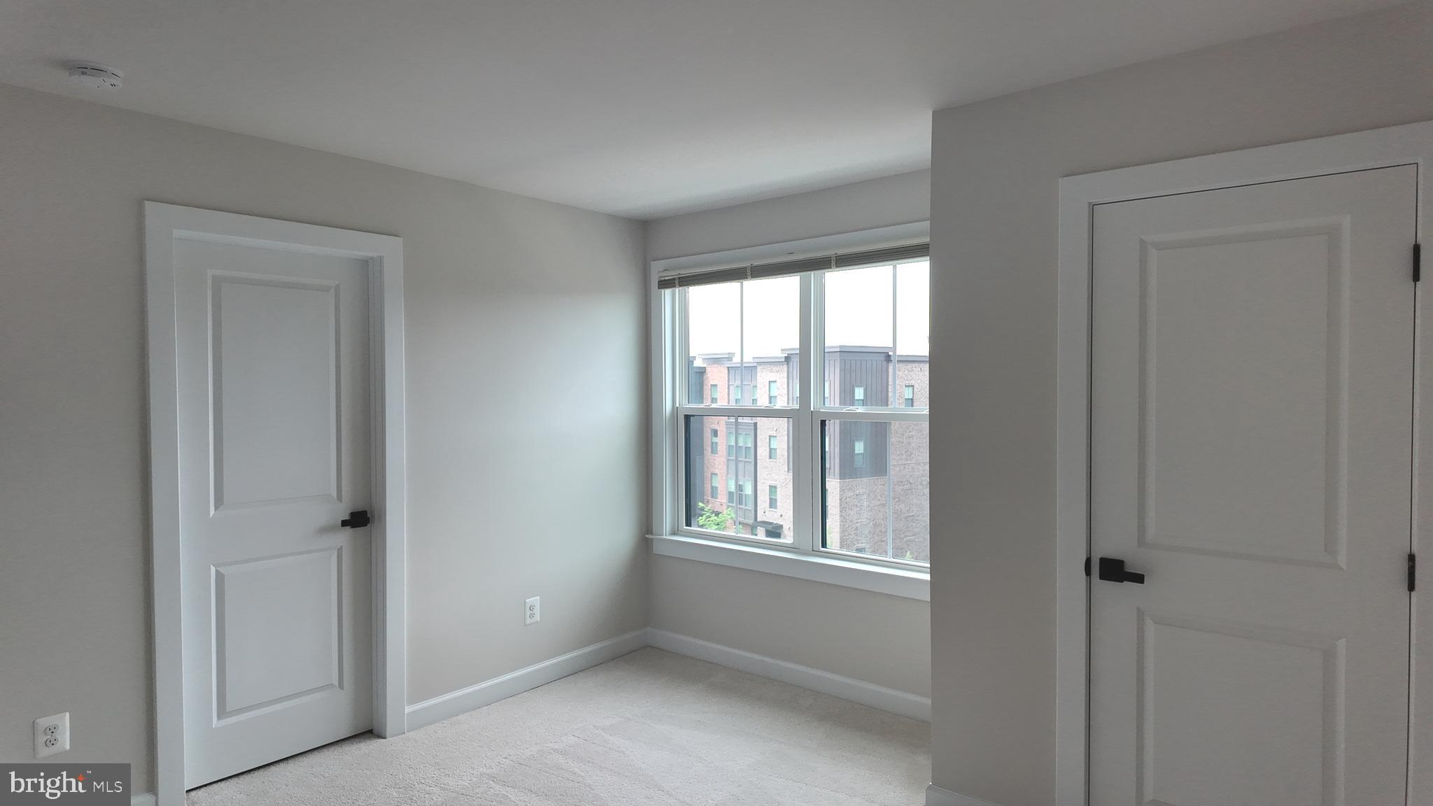 WOODLAND PARK - Residential Lease