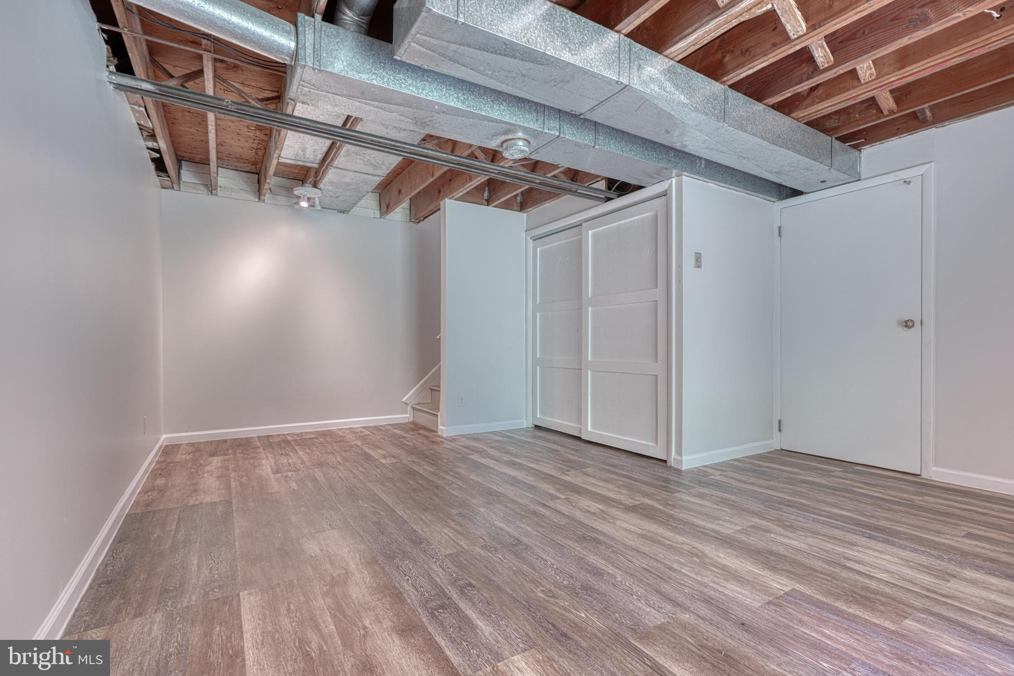 DONCASTER VILLAGE - Residential