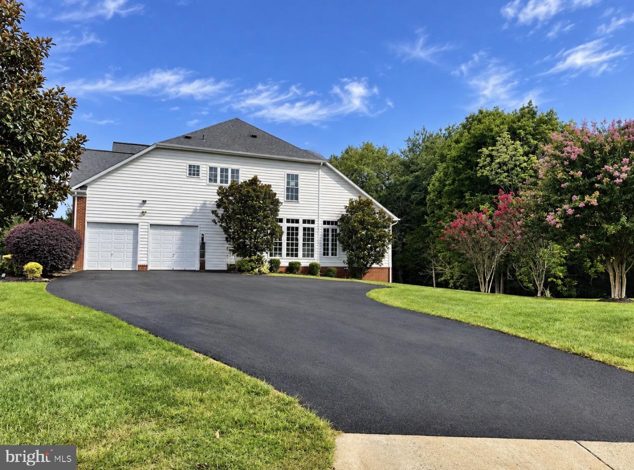 5554 ACERVILLE PLACE