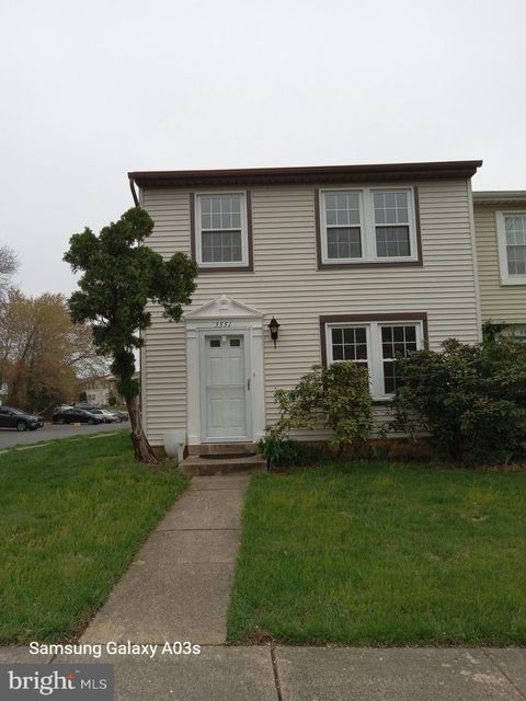 5551 MACDUFF COURT FAIRFAX VA 22032