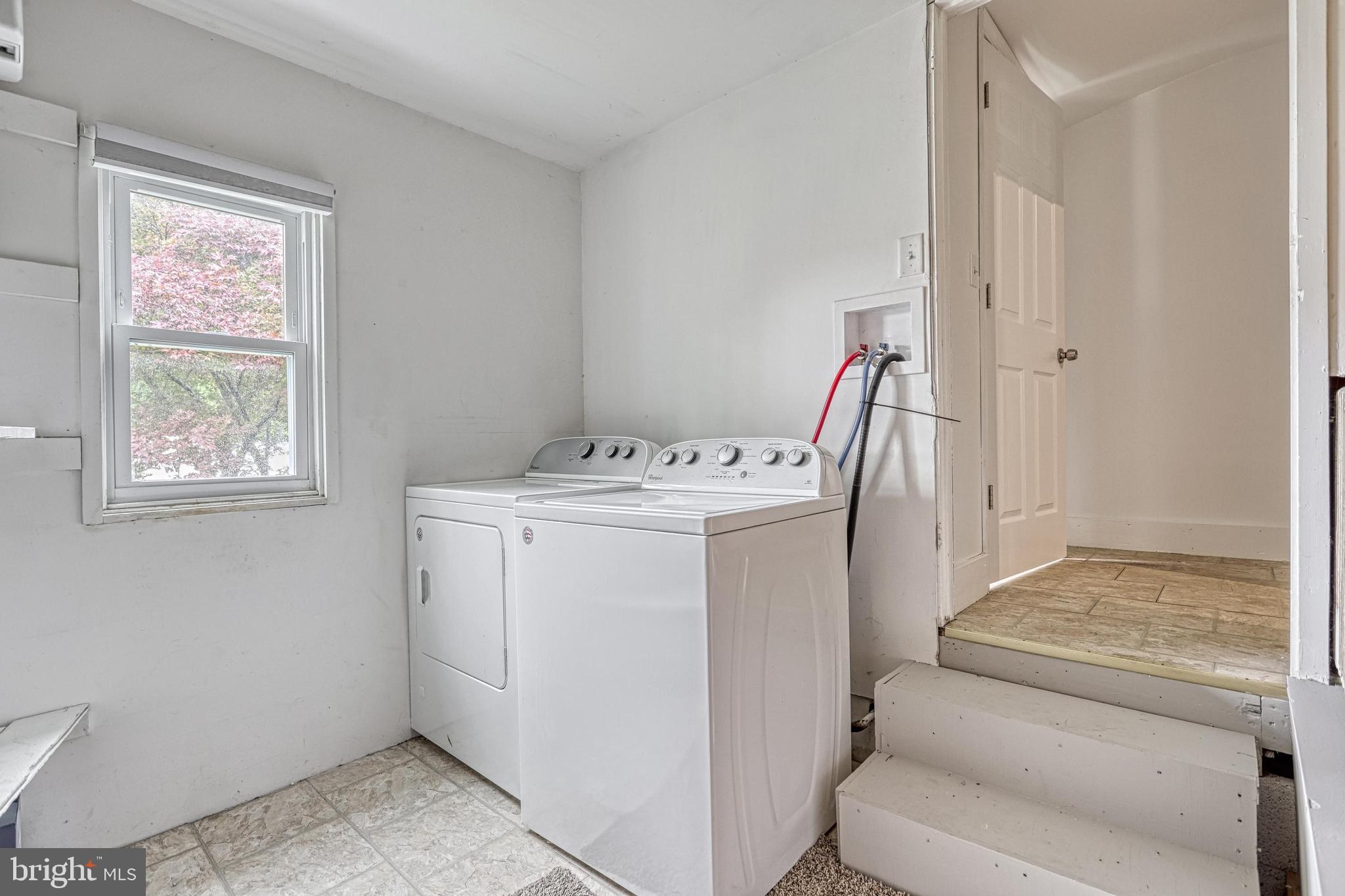 SPRINGETTSBURY TWP - Residential