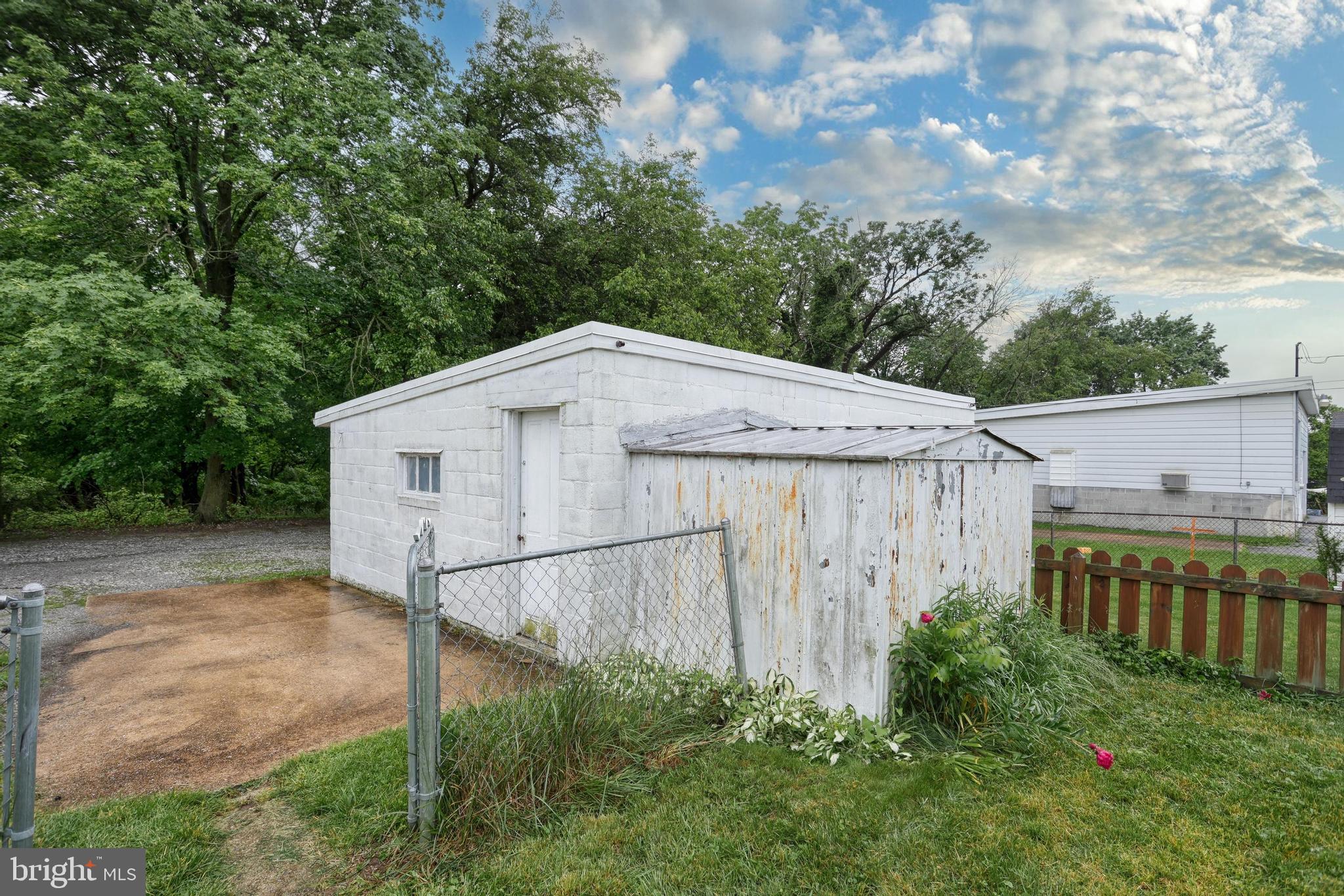 SPRINGETTSBURY TWP - Residential