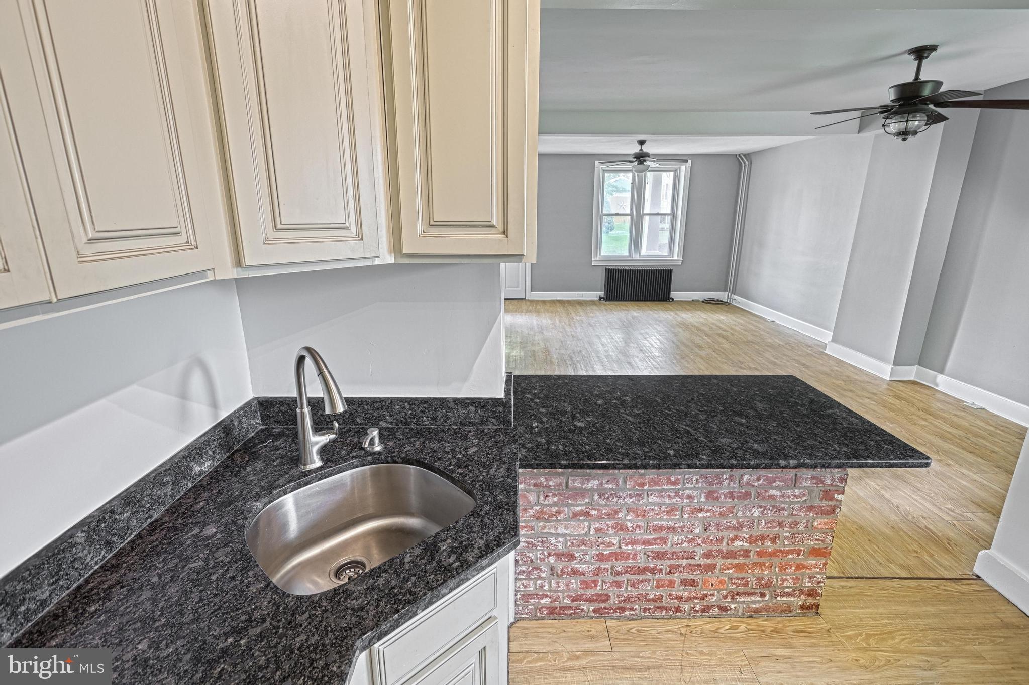 SPRINGETTSBURY TWP - Residential