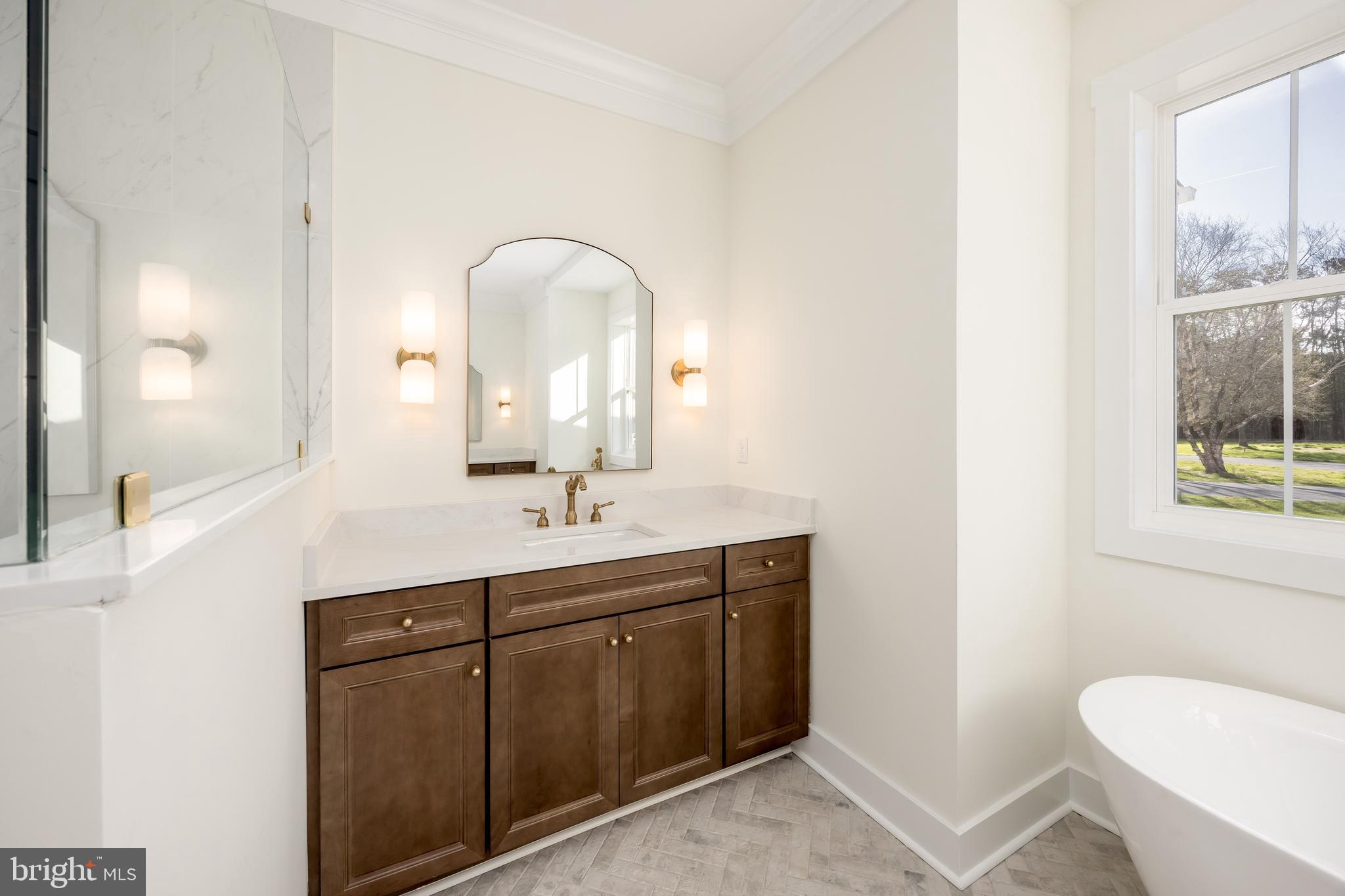 VILLAGE DOWN RIVER - Residential