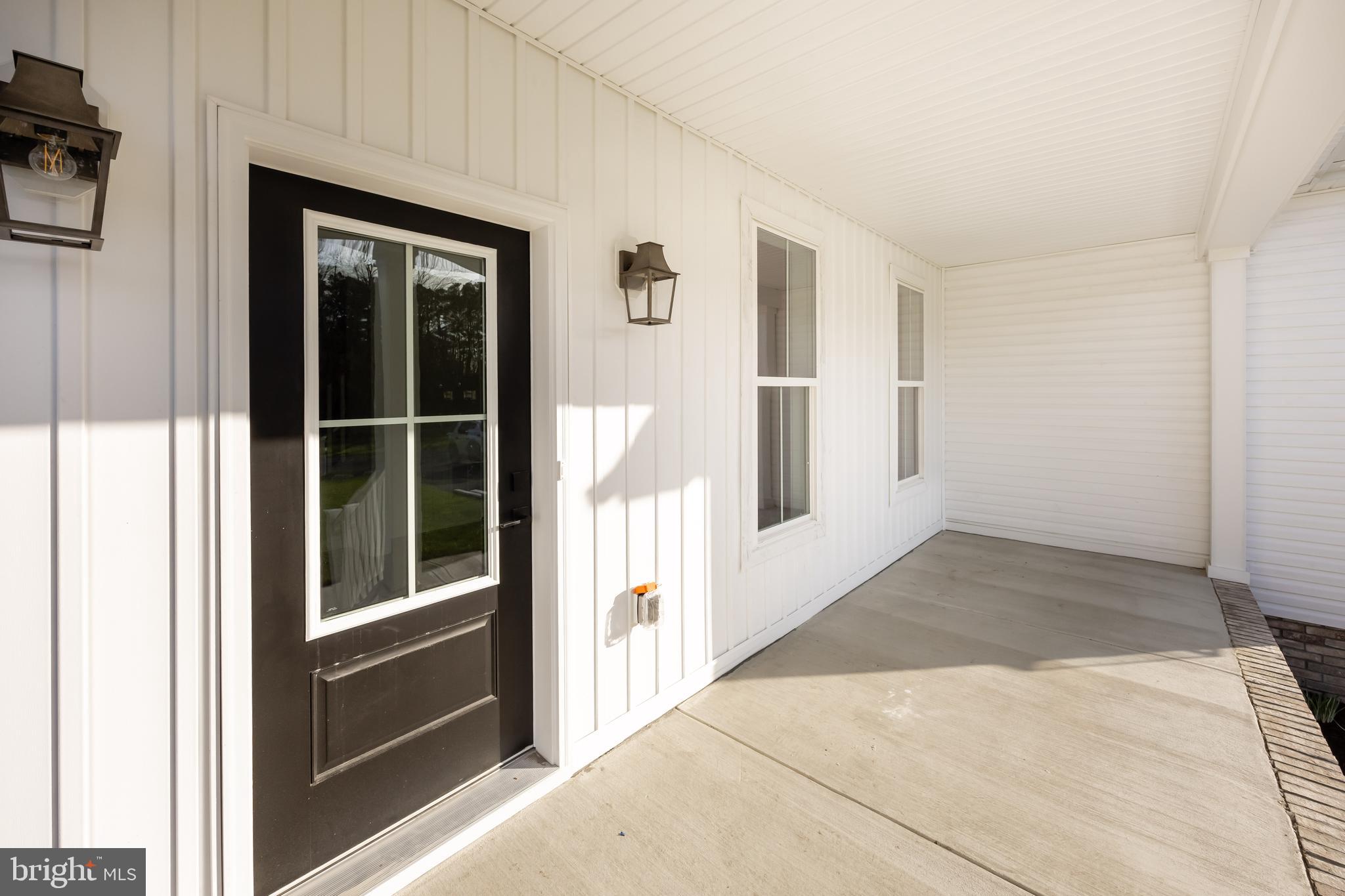 VILLAGE DOWN RIVER - Residential