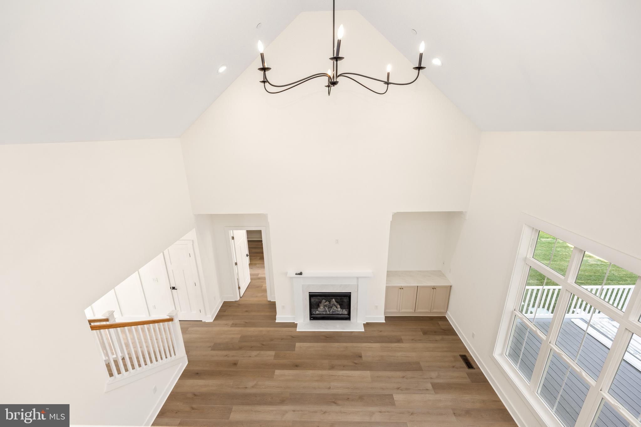 VILLAGE DOWN RIVER - Residential