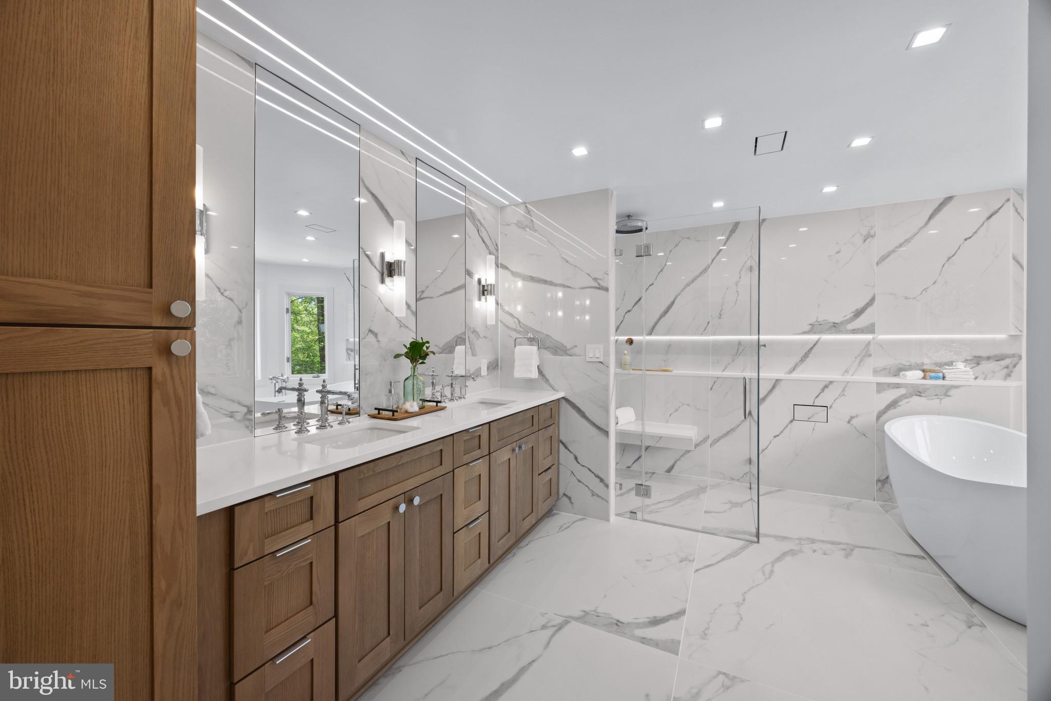 DOWNS ON THE SEVERN - Residential