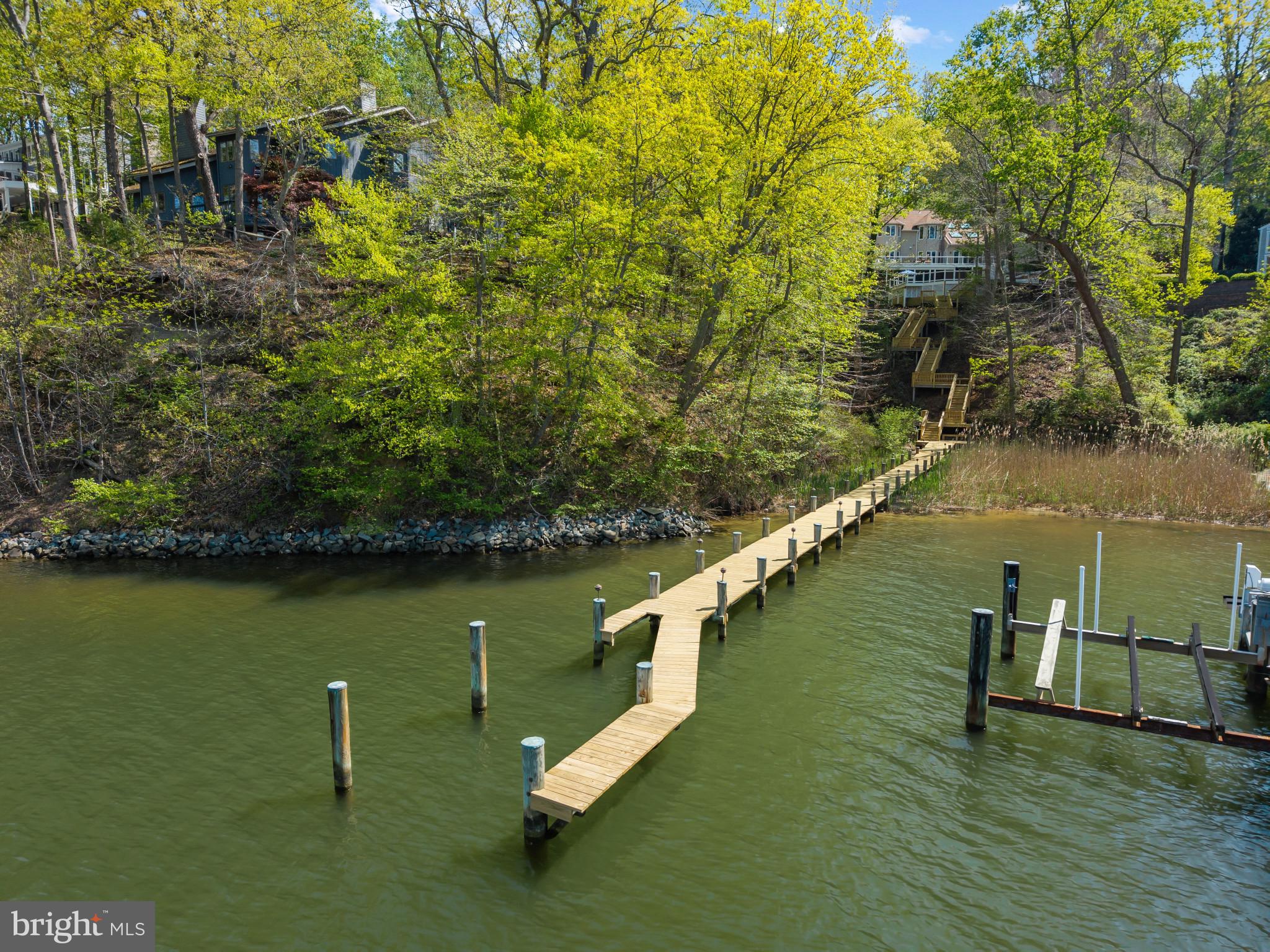 DOWNS ON THE SEVERN - Residential