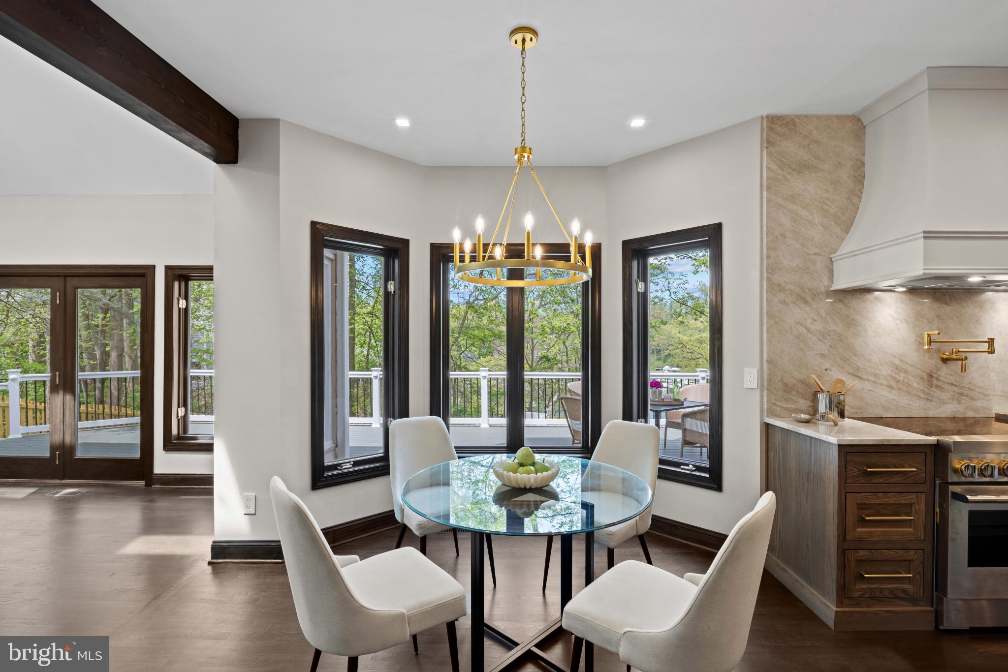 DOWNS ON THE SEVERN - Residential