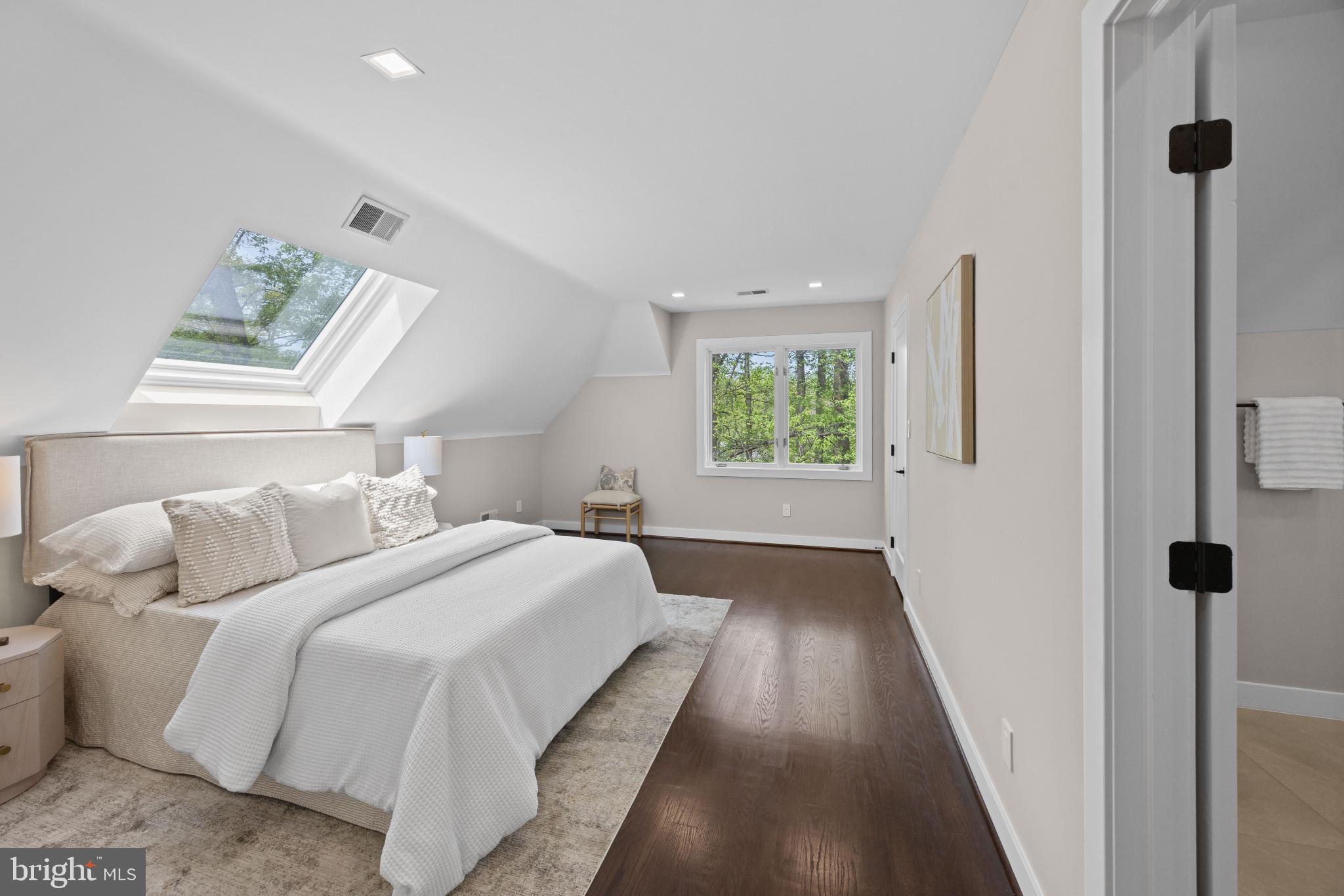 DOWNS ON THE SEVERN - Residential