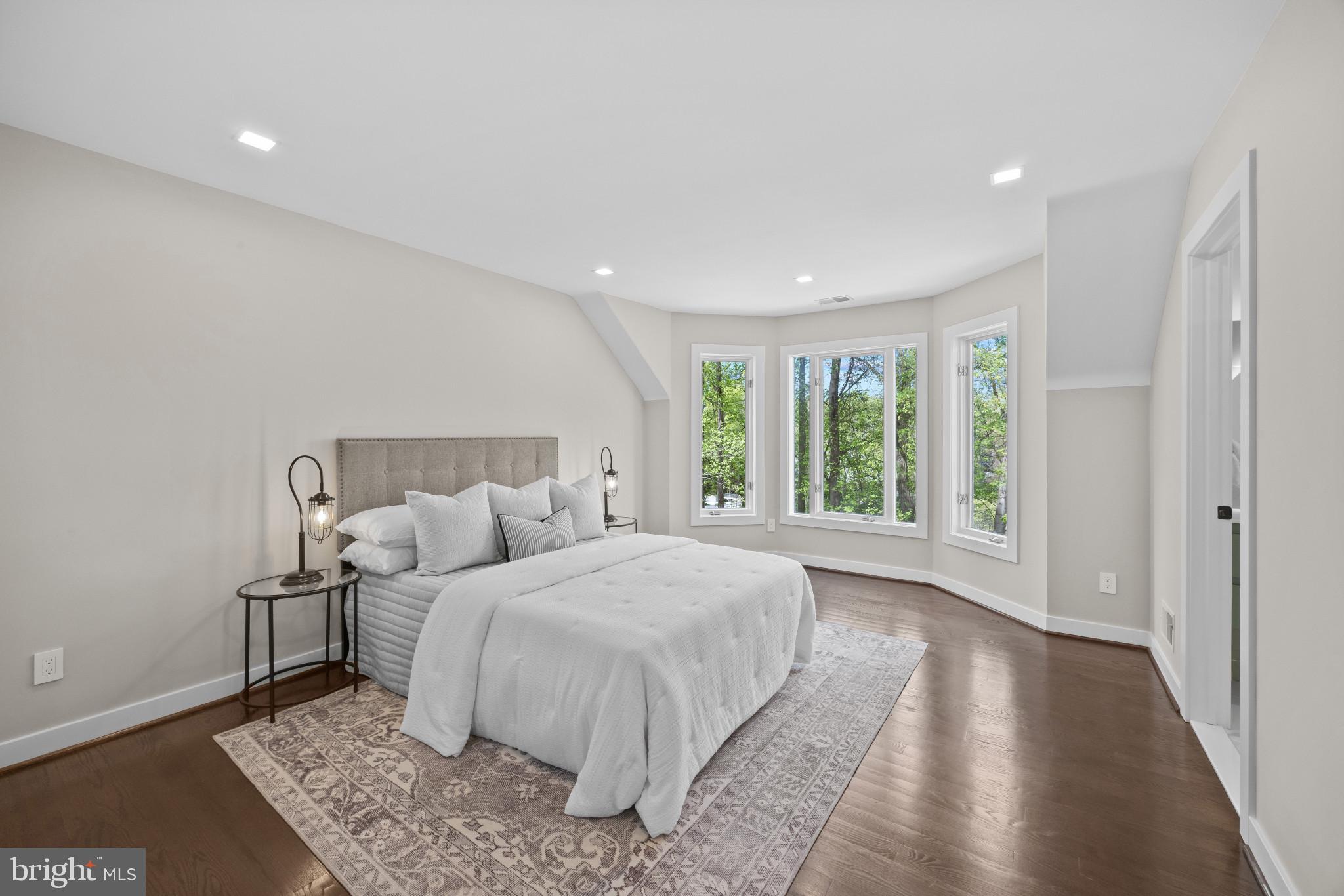 DOWNS ON THE SEVERN - Residential