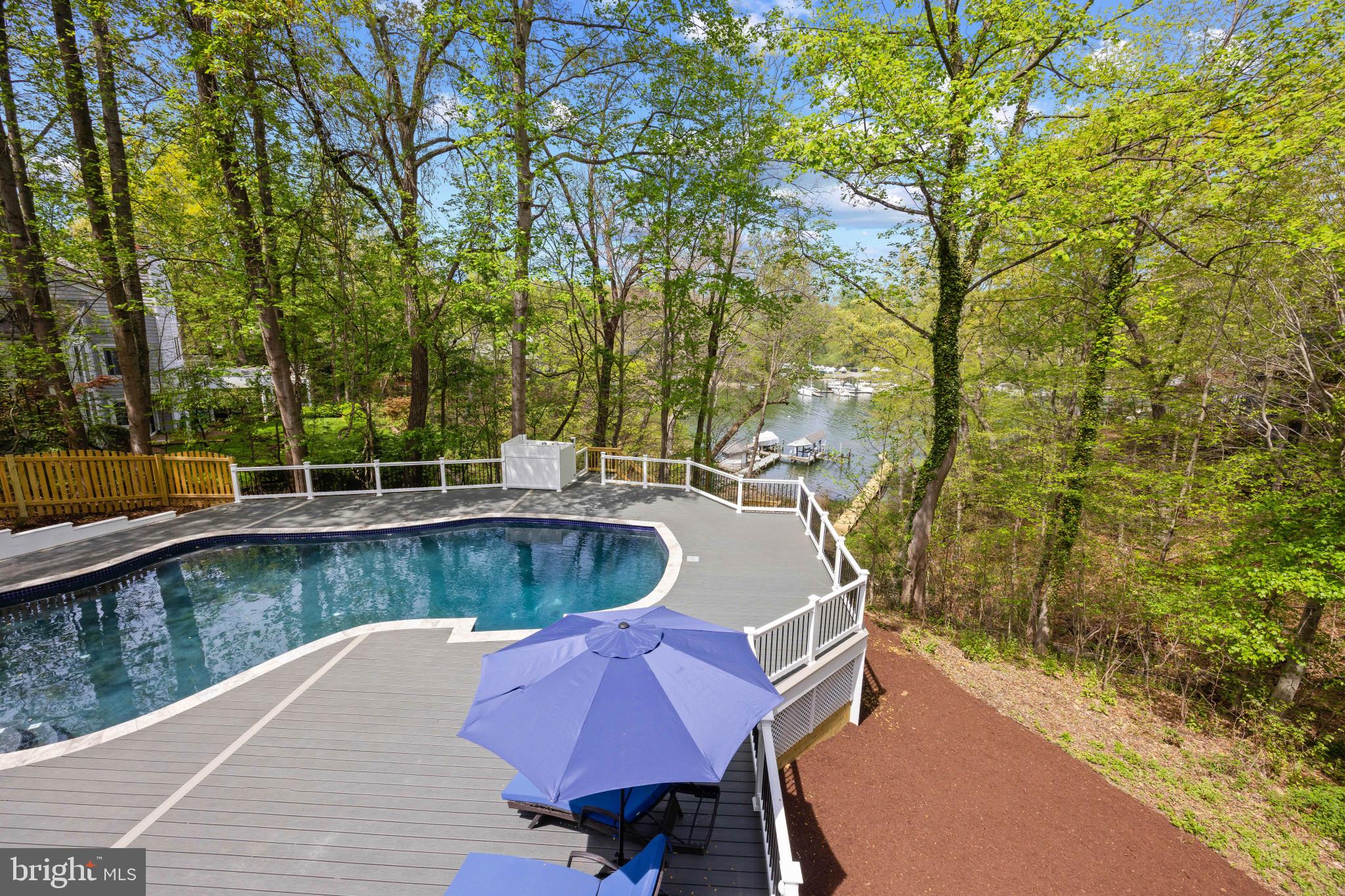 DOWNS ON THE SEVERN - Residential