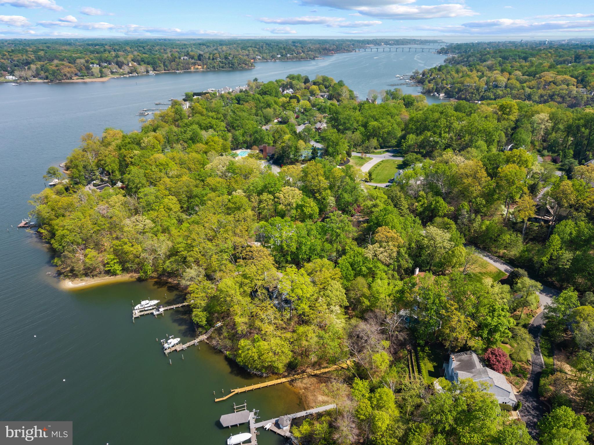 DOWNS ON THE SEVERN - Residential
