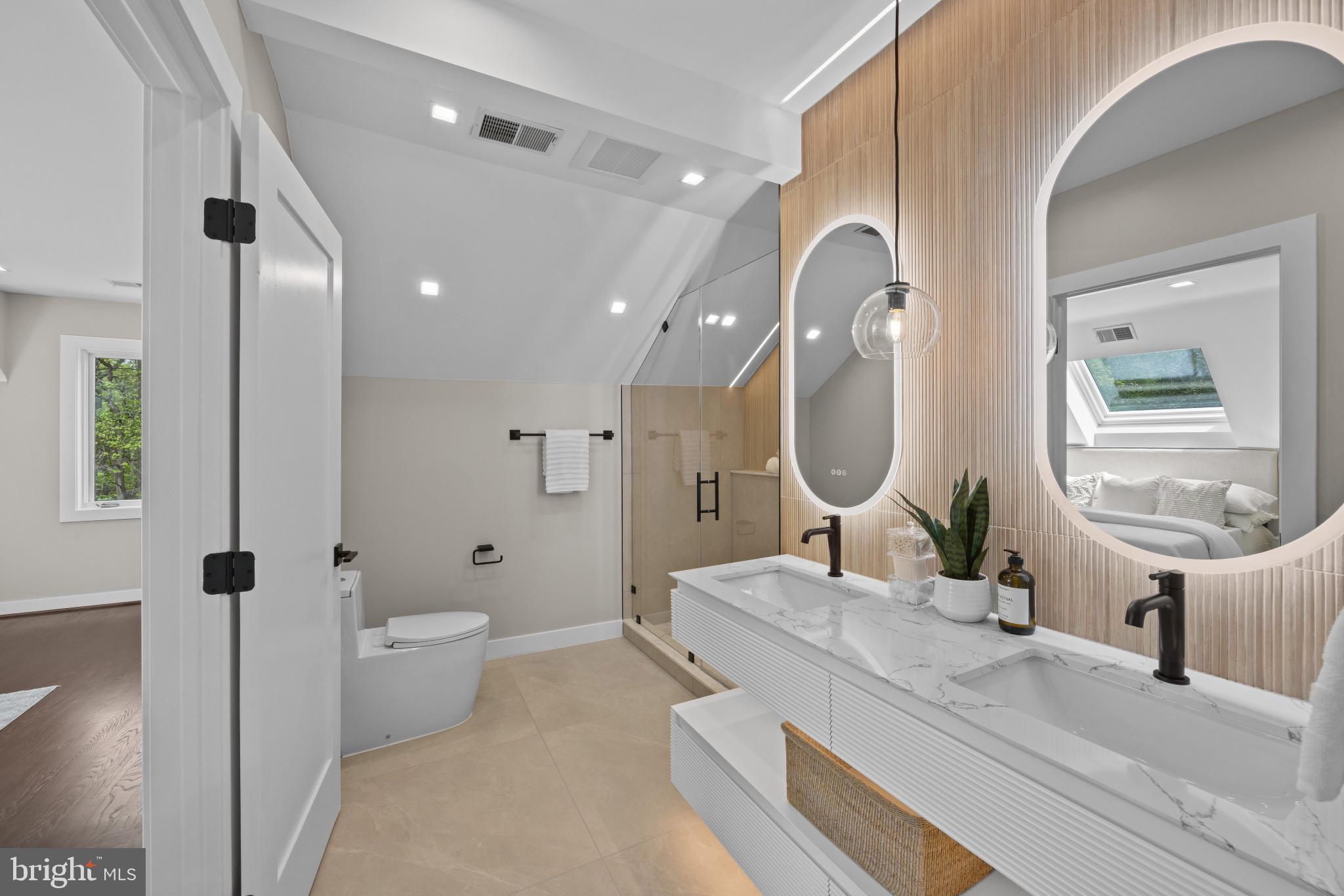 DOWNS ON THE SEVERN - Residential