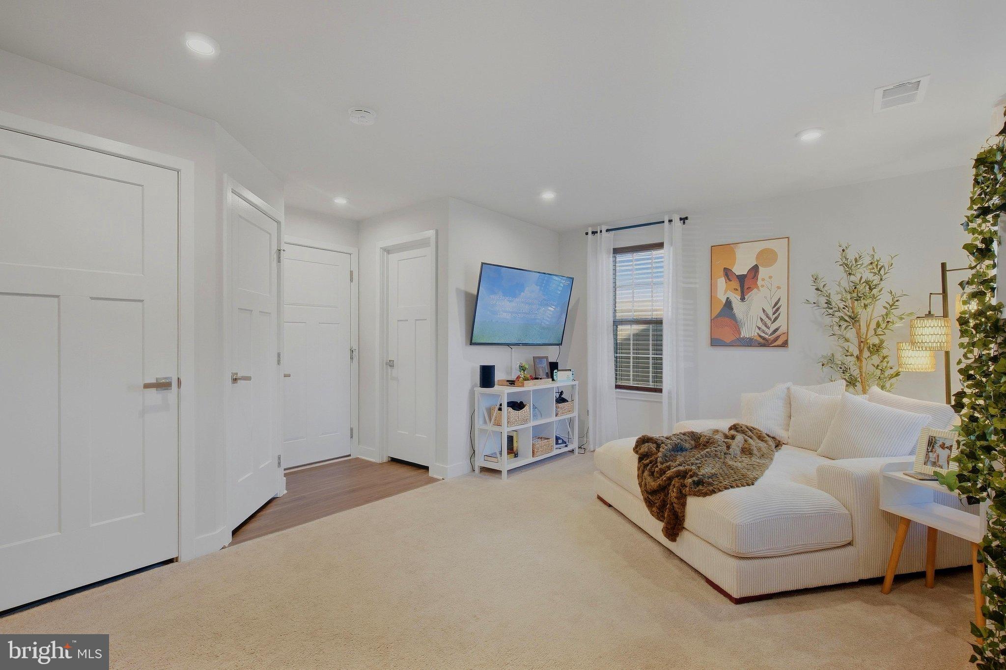 1314 DEPOT LANE