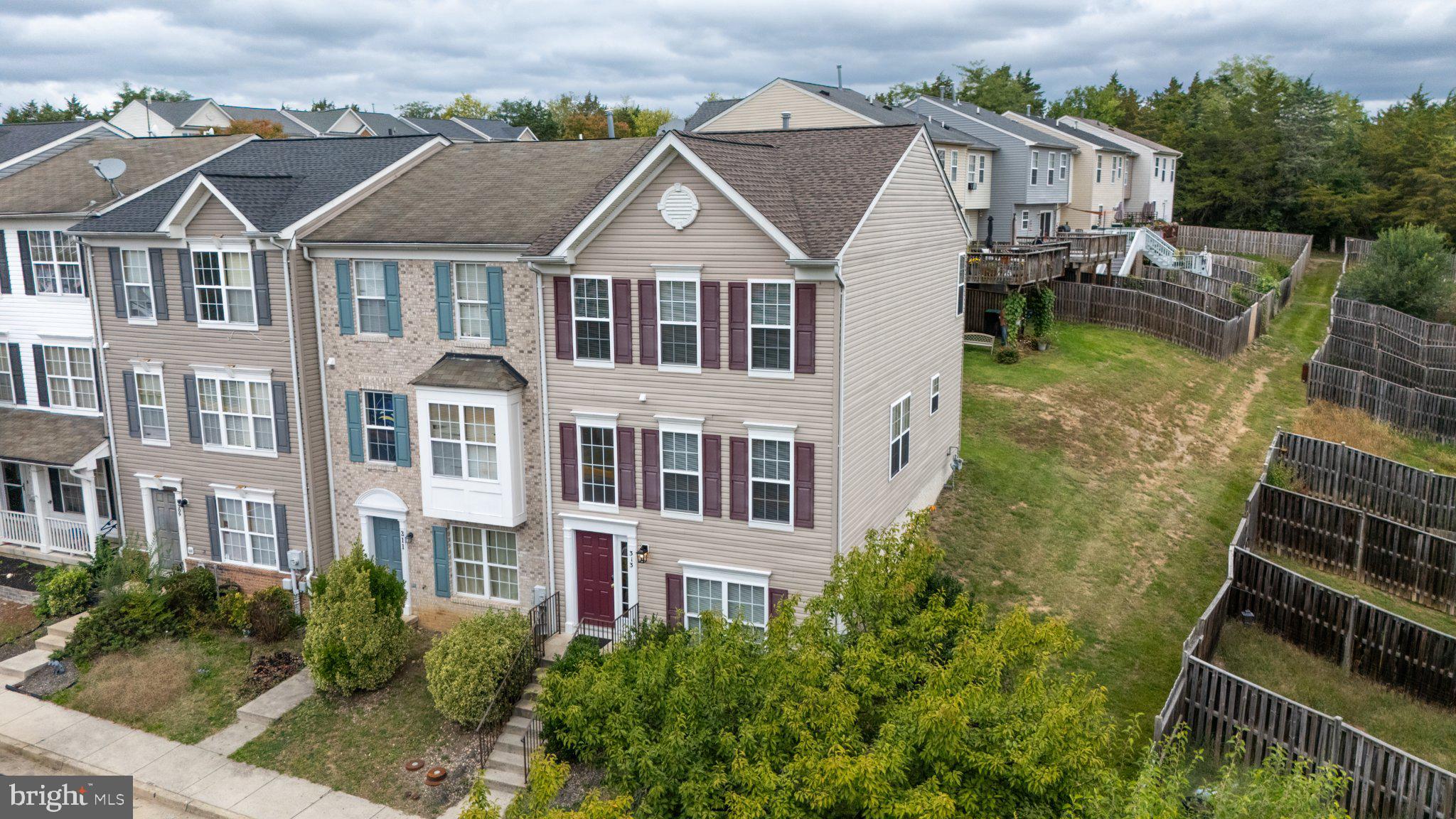 313 PENDLETON LANE