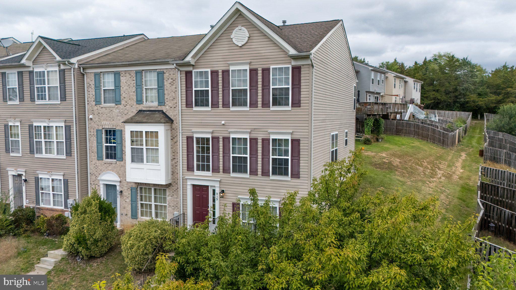 313 PENDLETON LANE