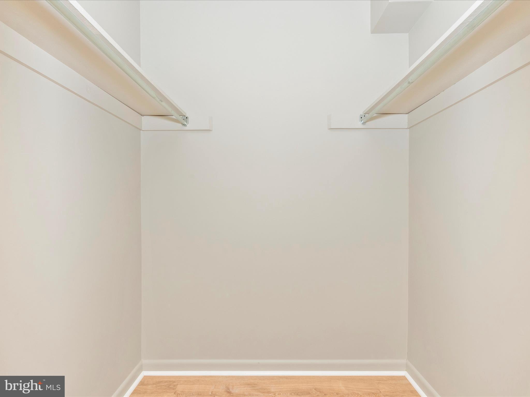 GLADE TOWN - Residential