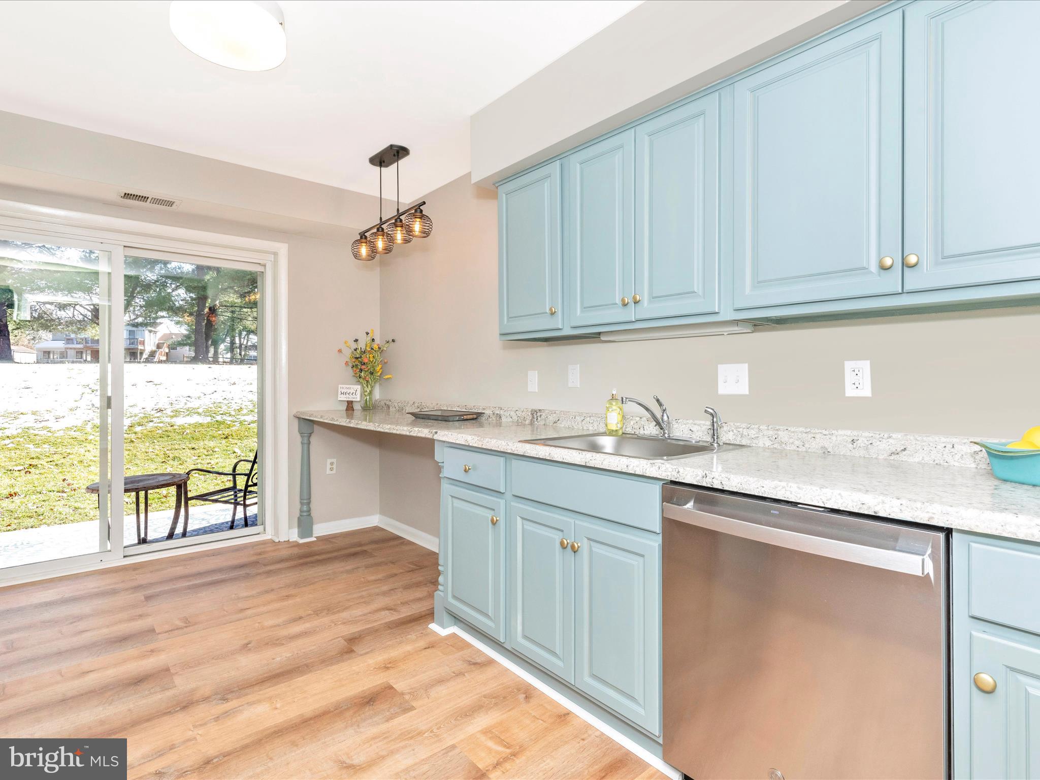 GLADE TOWN - Residential