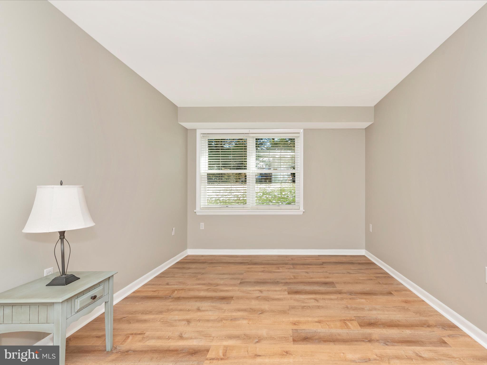 GLADE TOWN - Residential