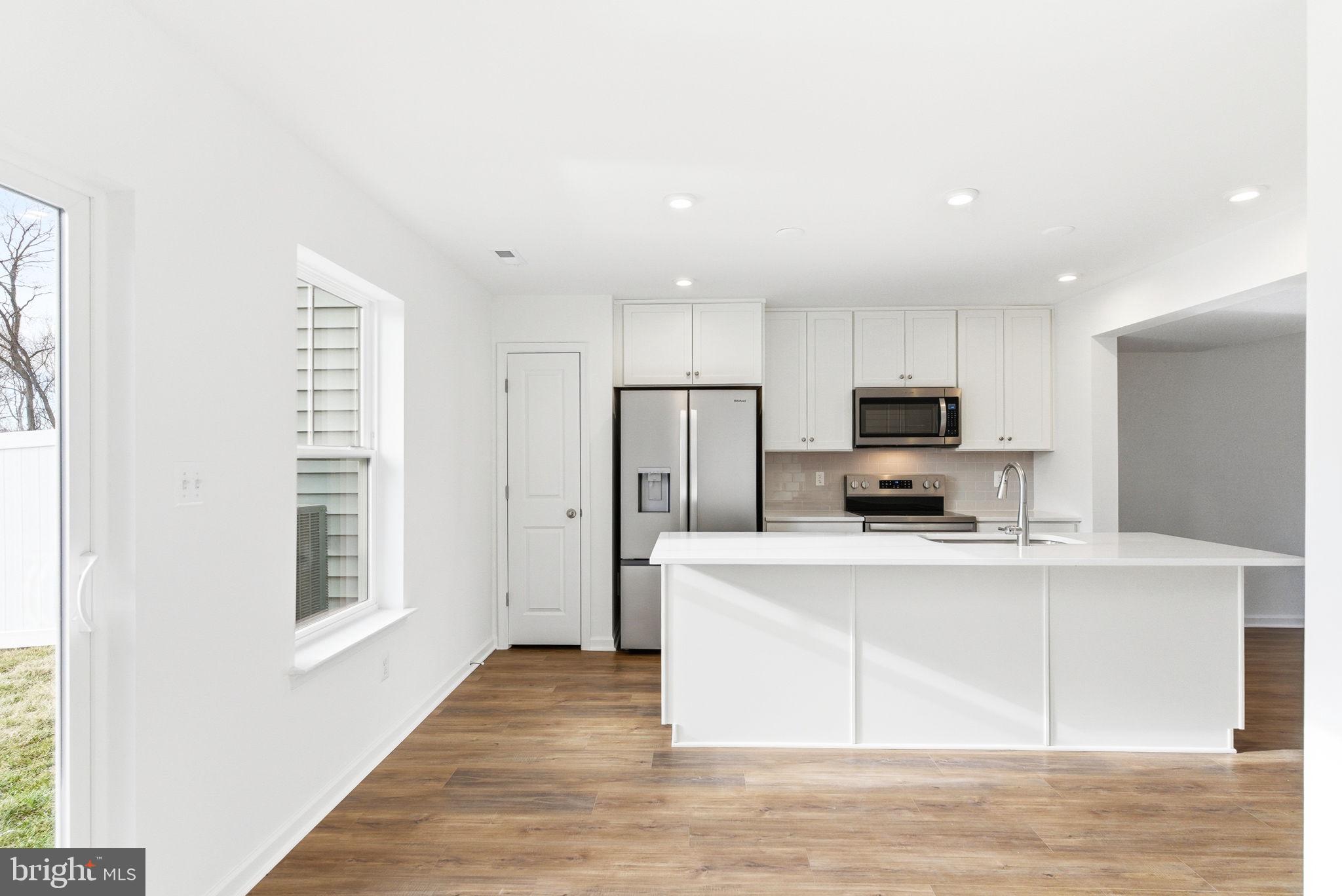 VILLAGES AT COURTHOUSE SQUARE - Residential