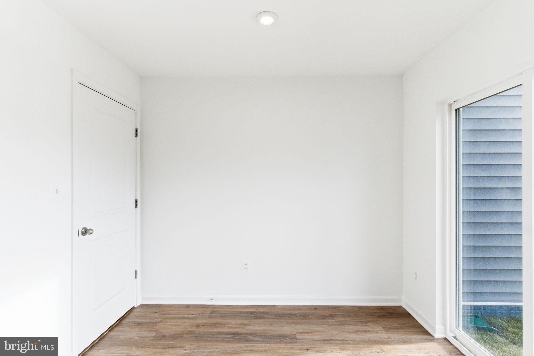 VILLAGES AT COURTHOUSE SQUARE - Residential