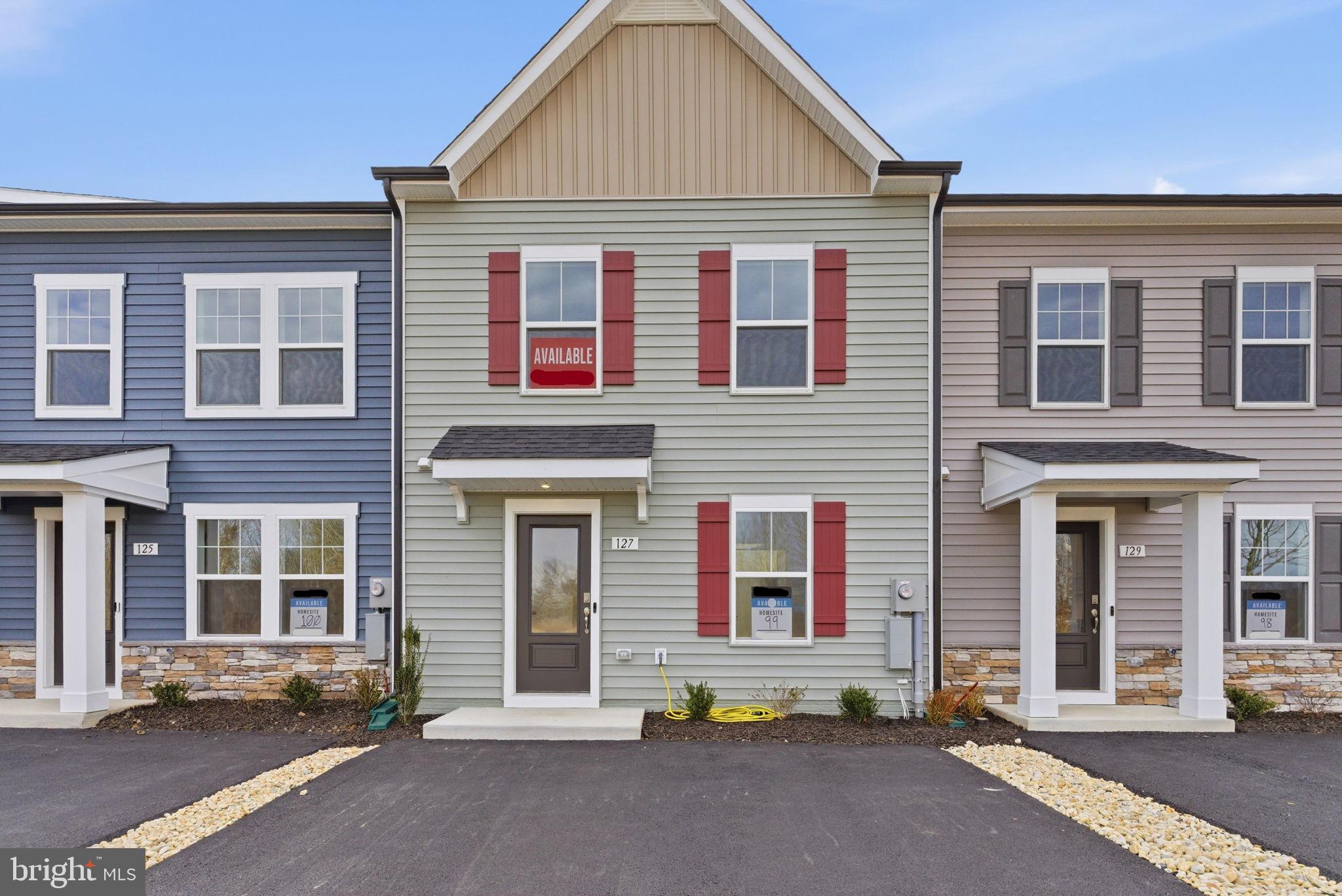 VILLAGES AT COURTHOUSE SQUARE - Residential