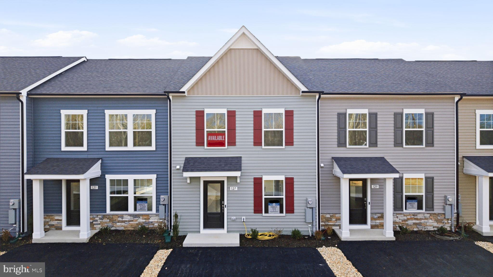 VILLAGES AT COURTHOUSE SQUARE - Residential