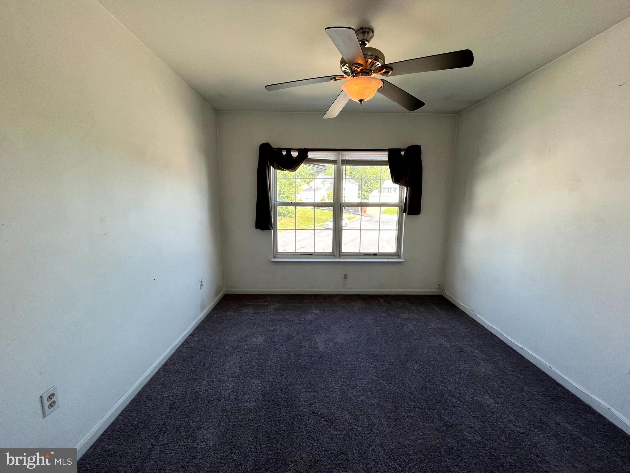 RIVERSIDE - Residential