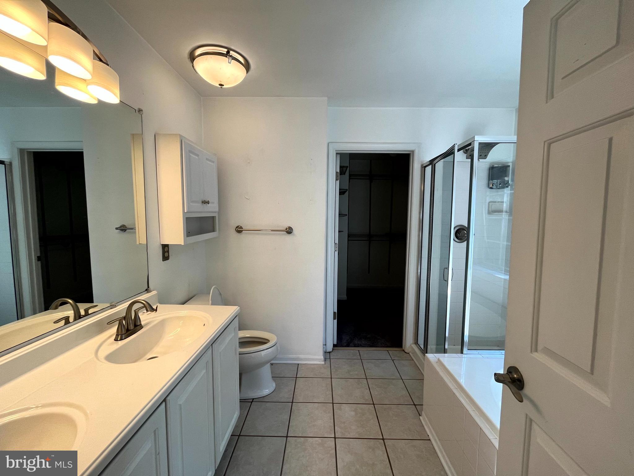 RIVERSIDE - Residential