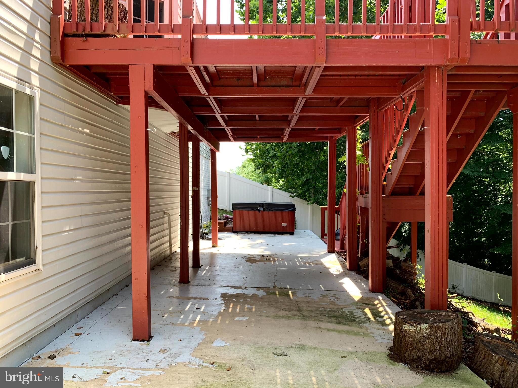 RIVERSIDE - Residential