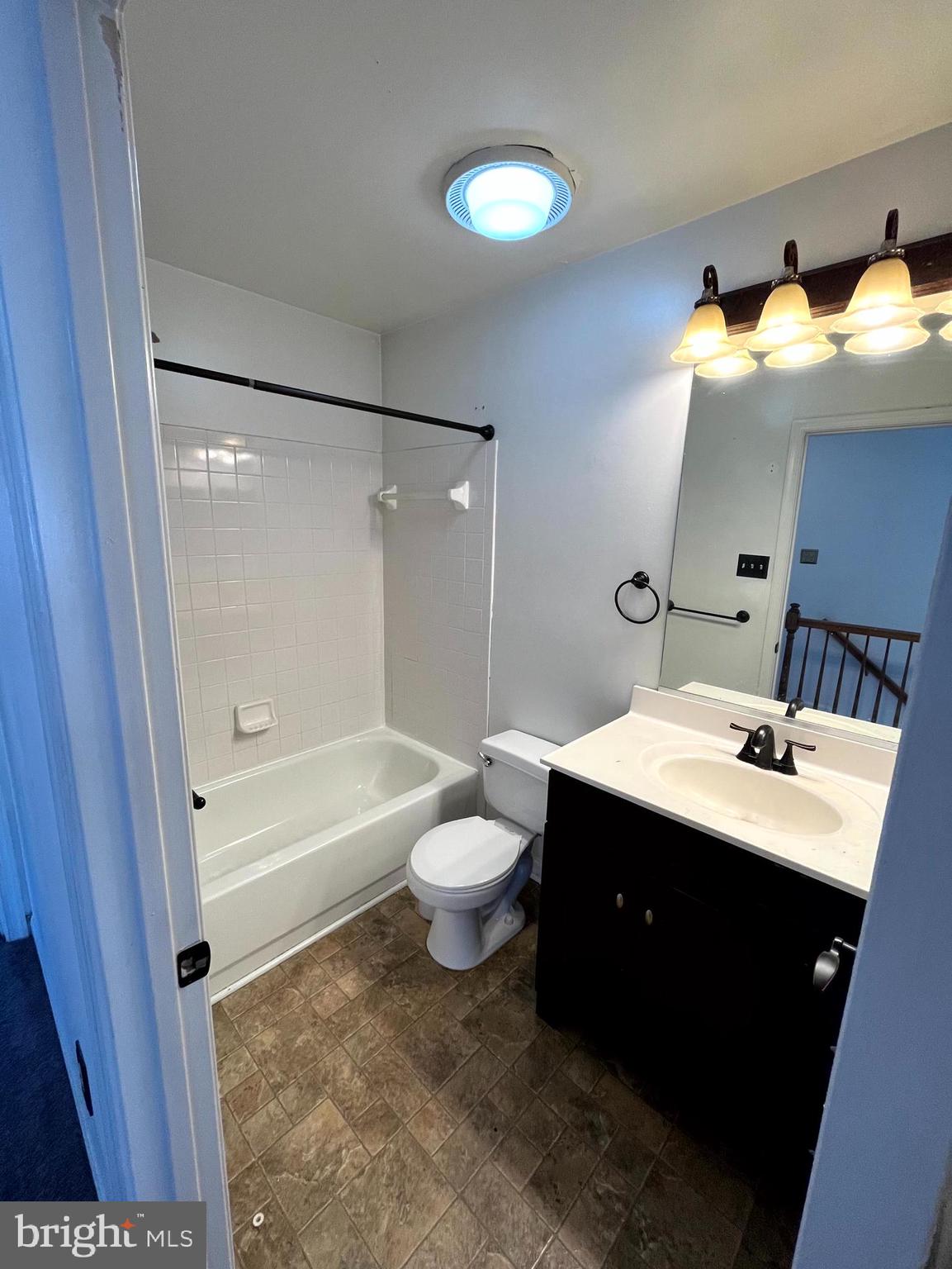 RIVERSIDE - Residential