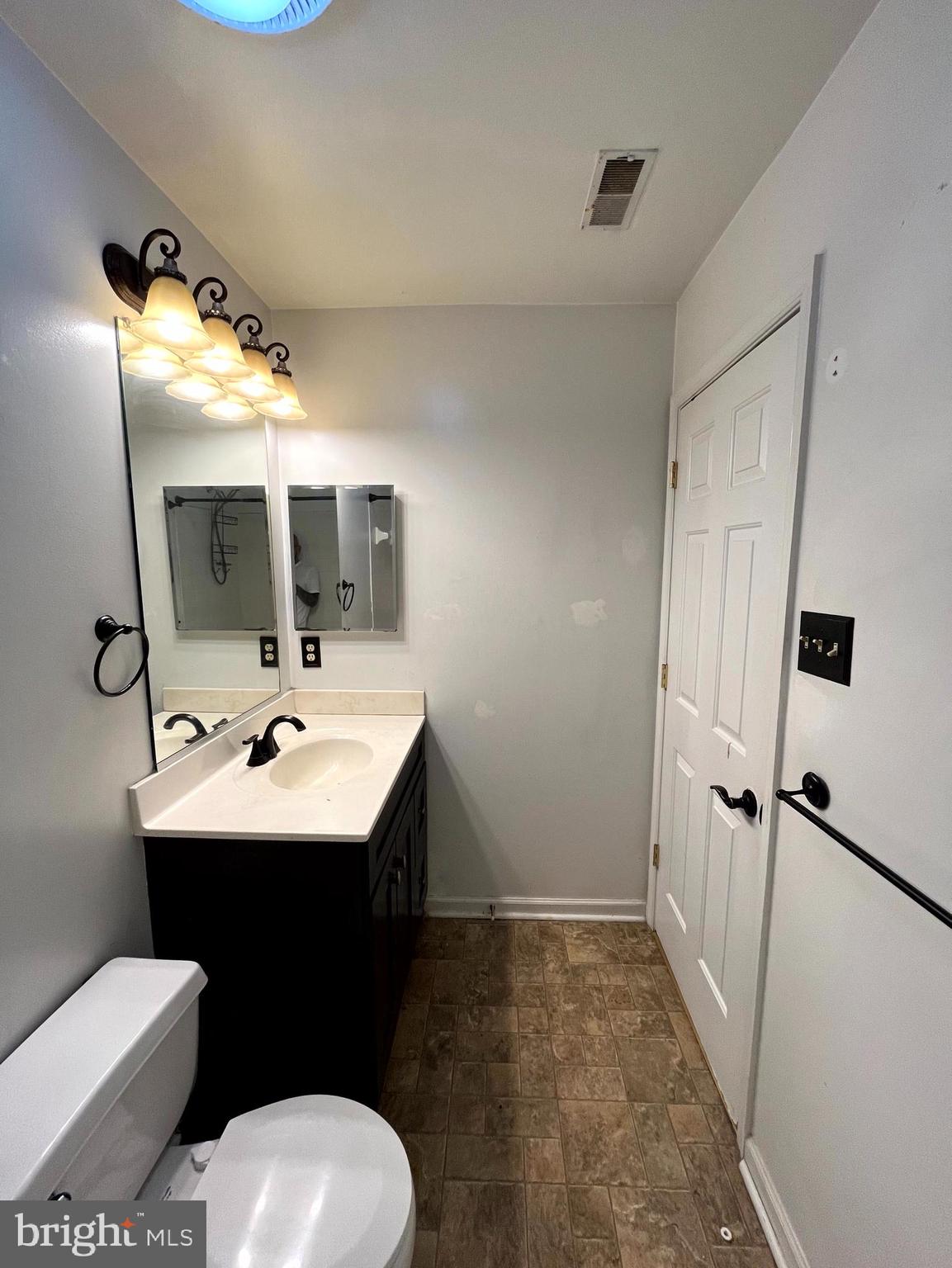 RIVERSIDE - Residential