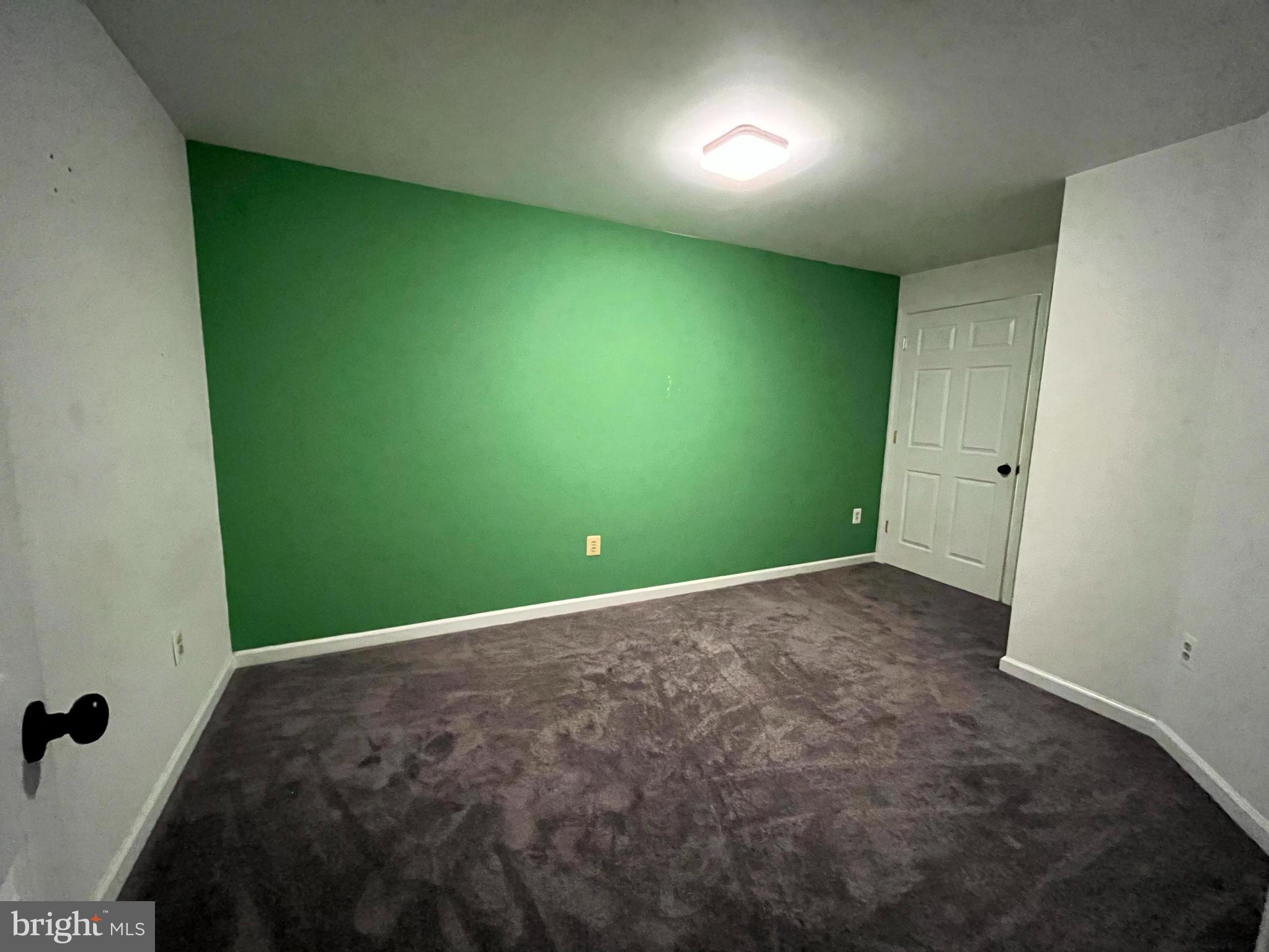 RIVERSIDE - Residential