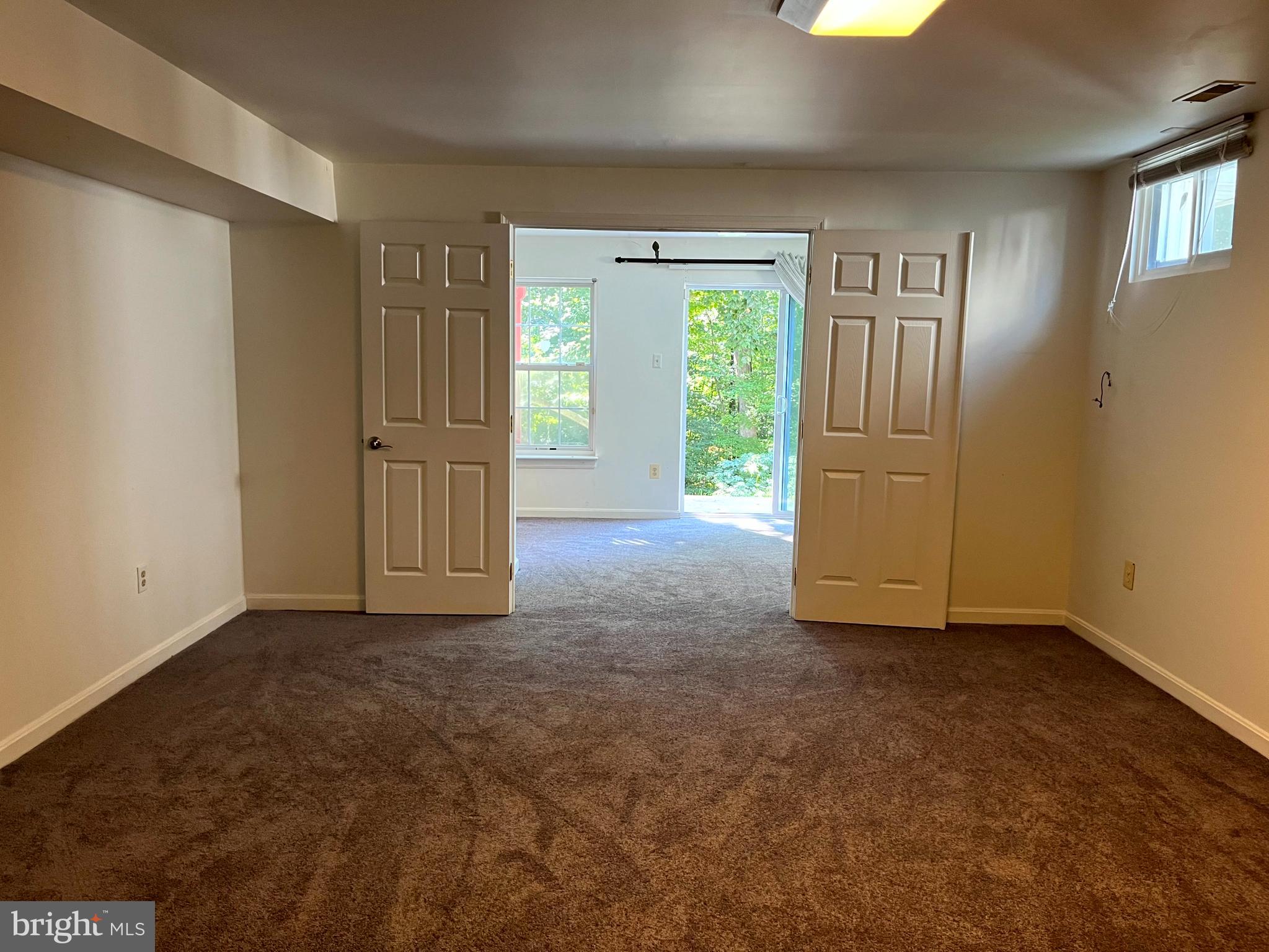 RIVERSIDE - Residential