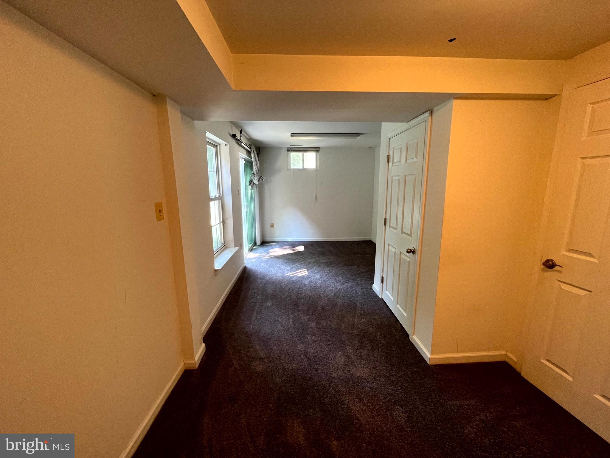 RIVERSIDE - Residential