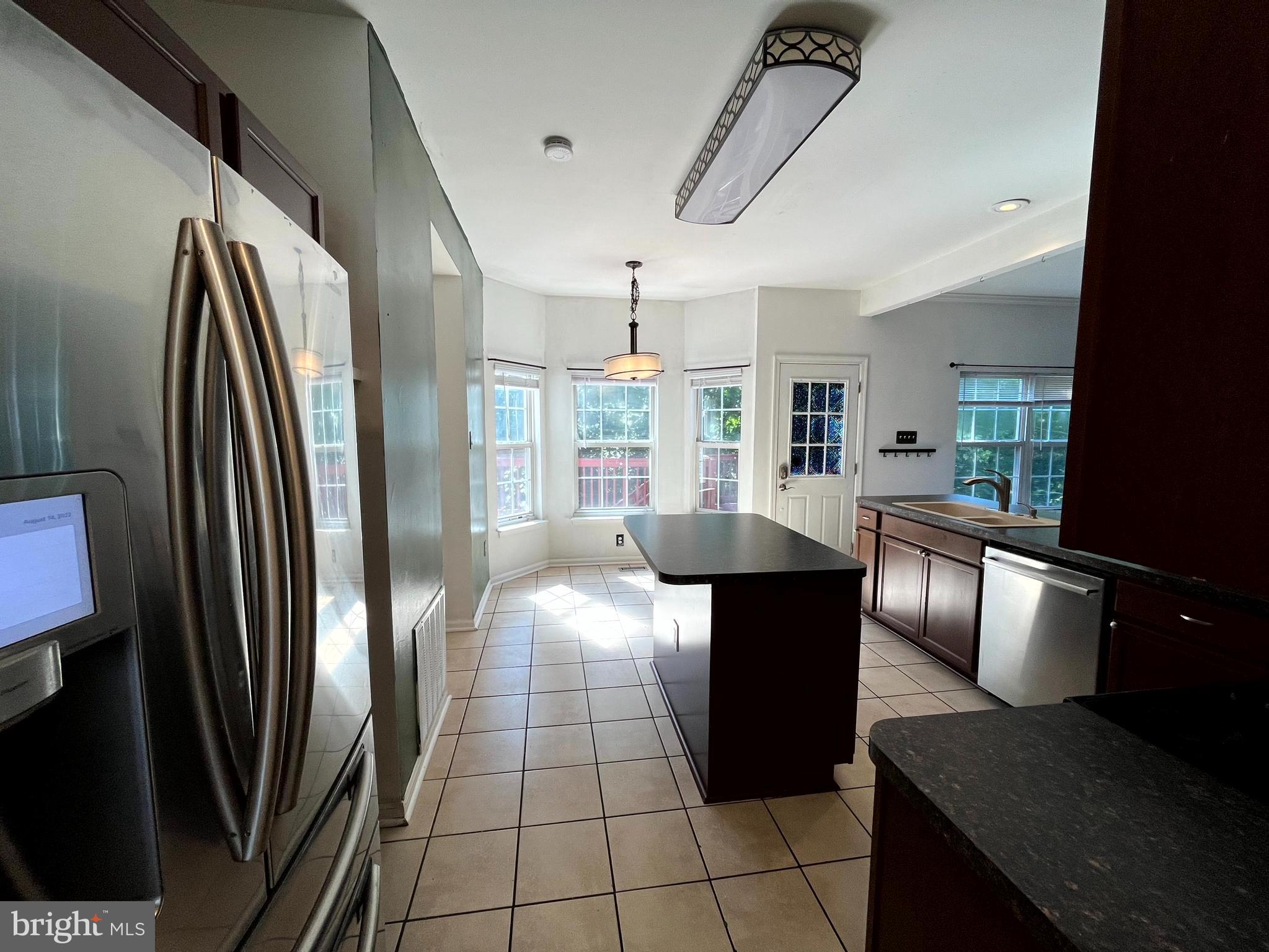 RIVERSIDE - Residential