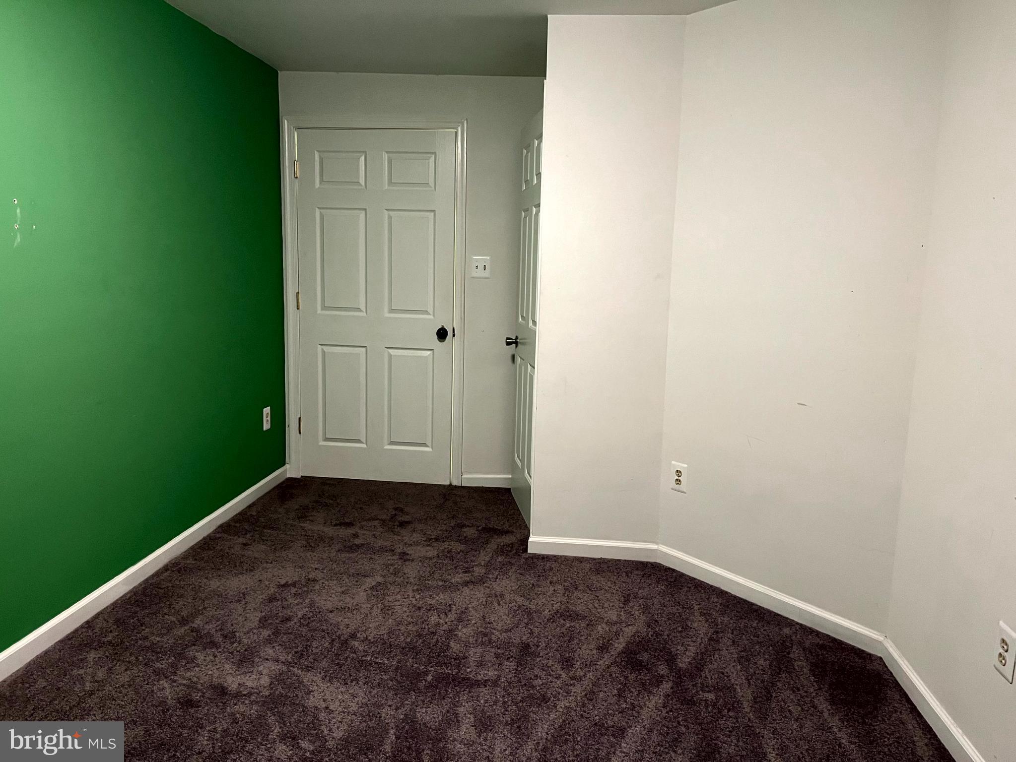 RIVERSIDE - Residential