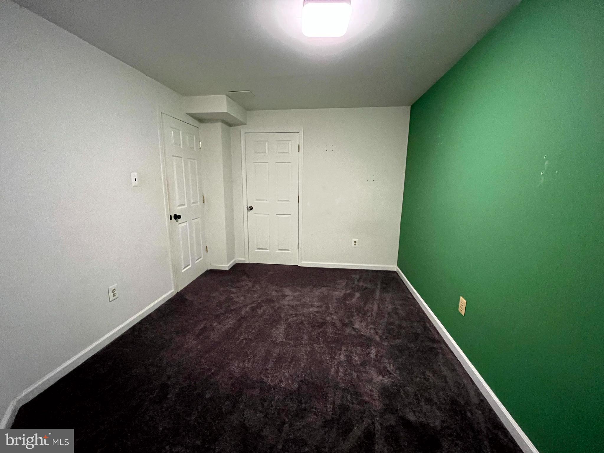 RIVERSIDE - Residential