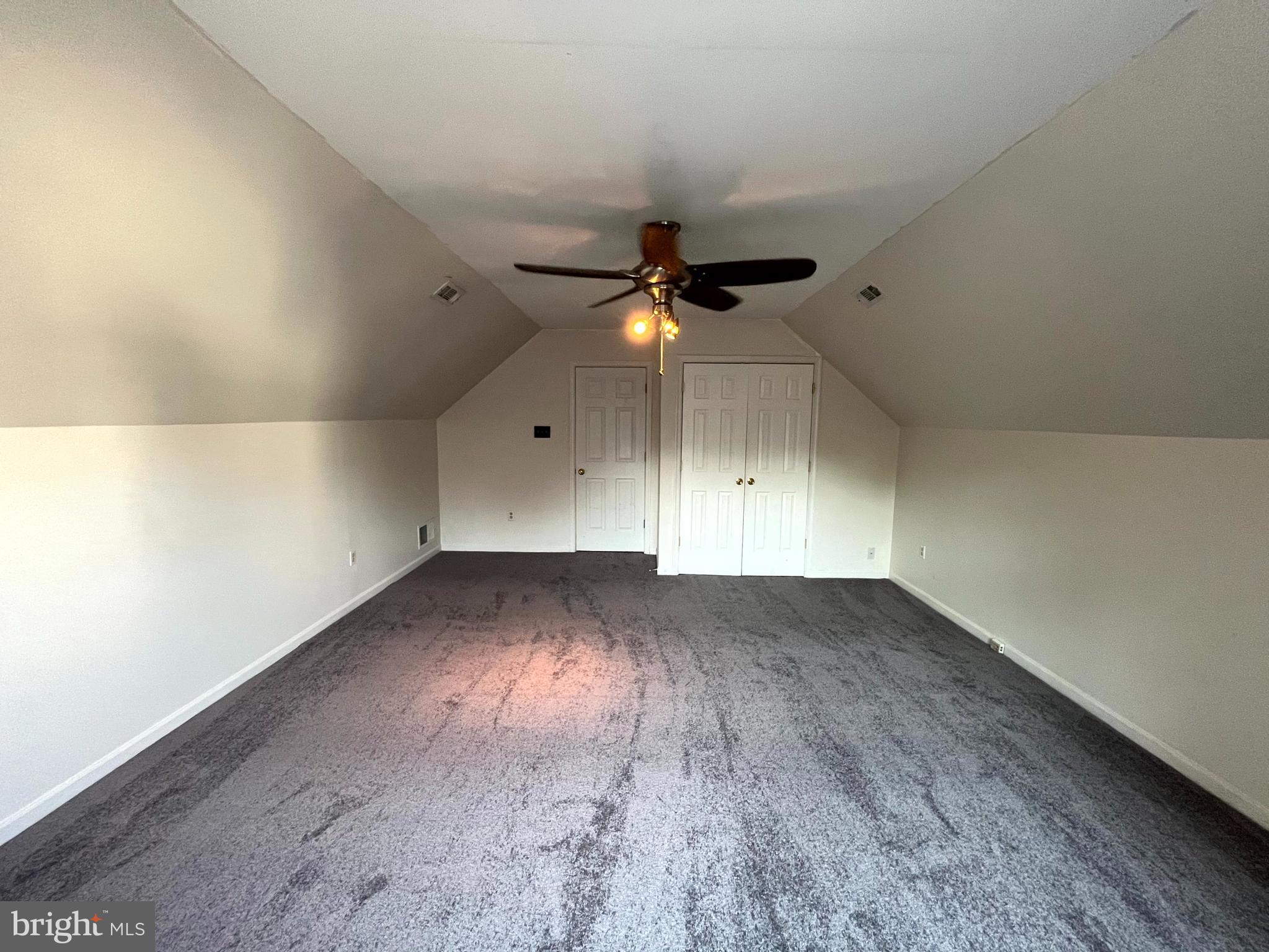 RIVERSIDE - Residential