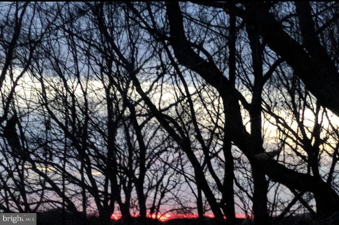 RIVERSIDE - Residential