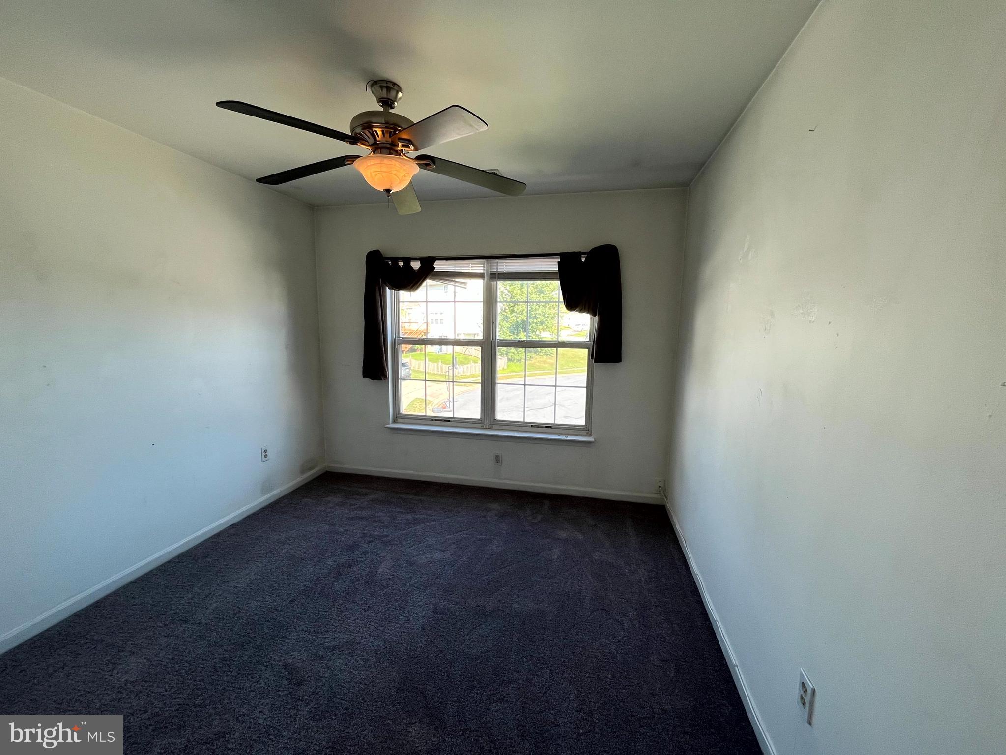 RIVERSIDE - Residential