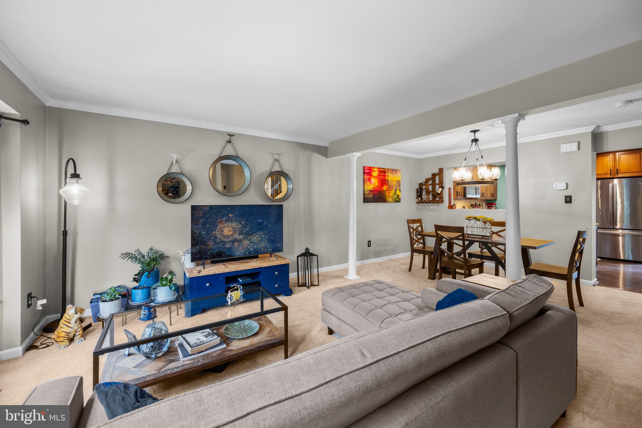 RIVERCHASE - Residential