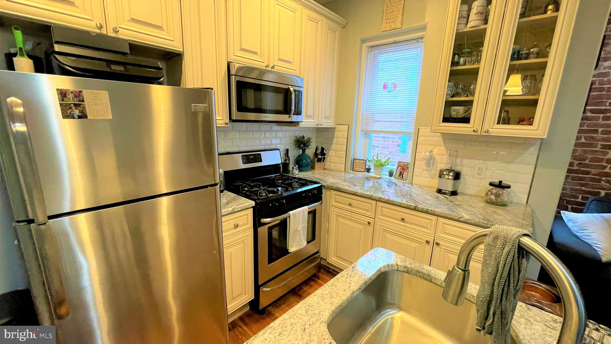 MANAYUNK - Residential Lease