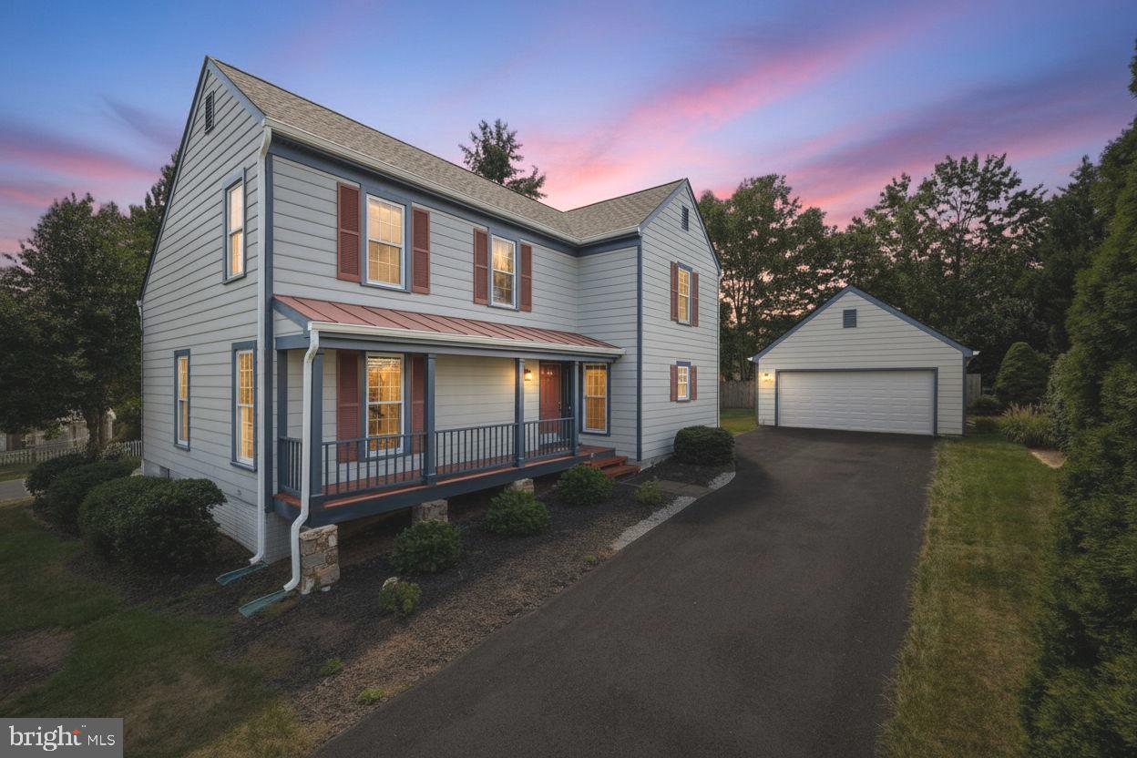 15 LINDEN HILL WAY SW