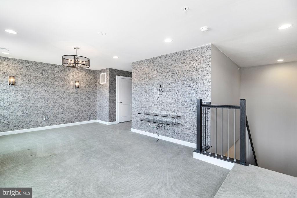 WESTMOORE - Residential Lease